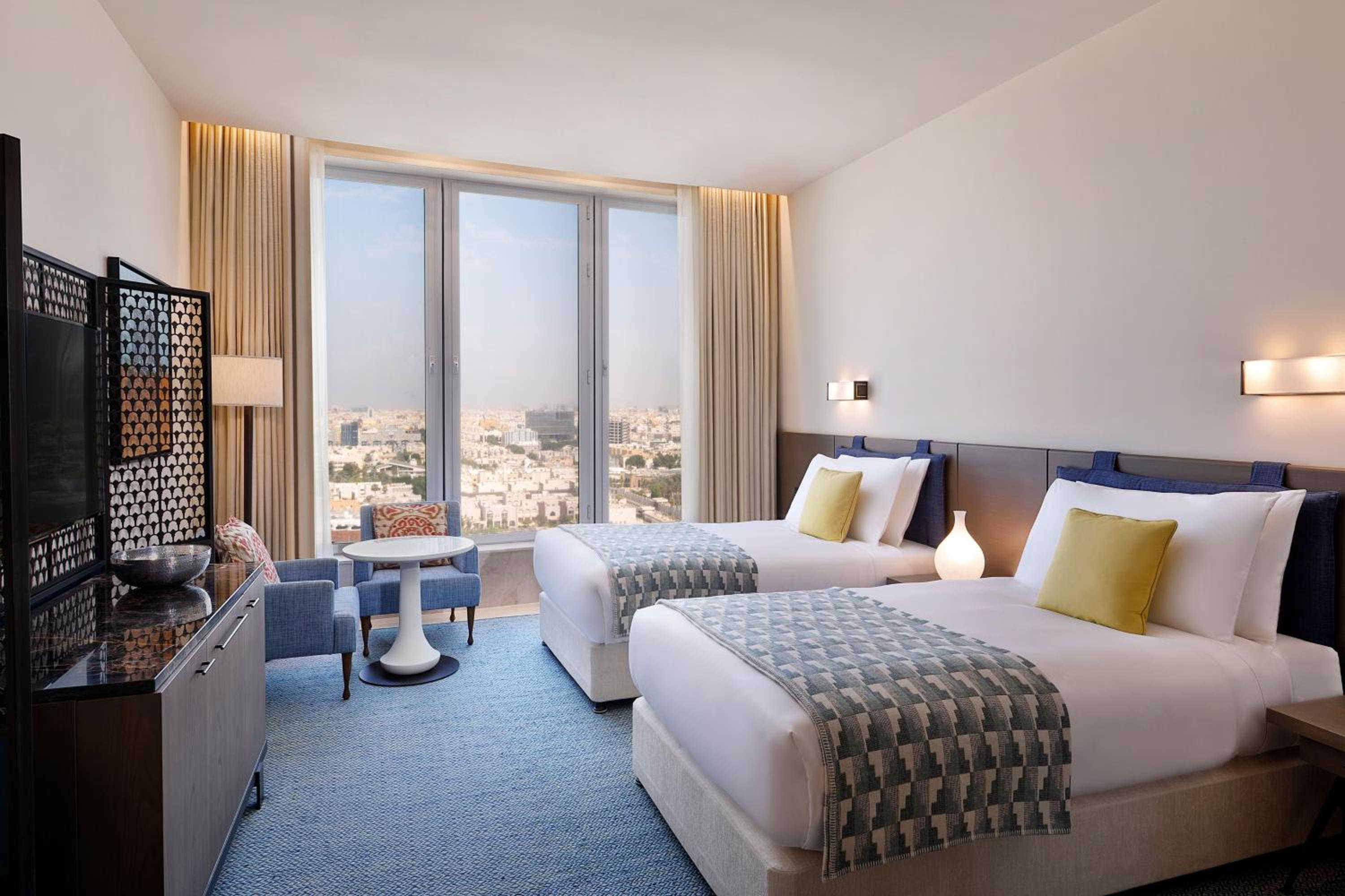 Deluxe Guest room, 2 Twin/Single Bed(s), City view
