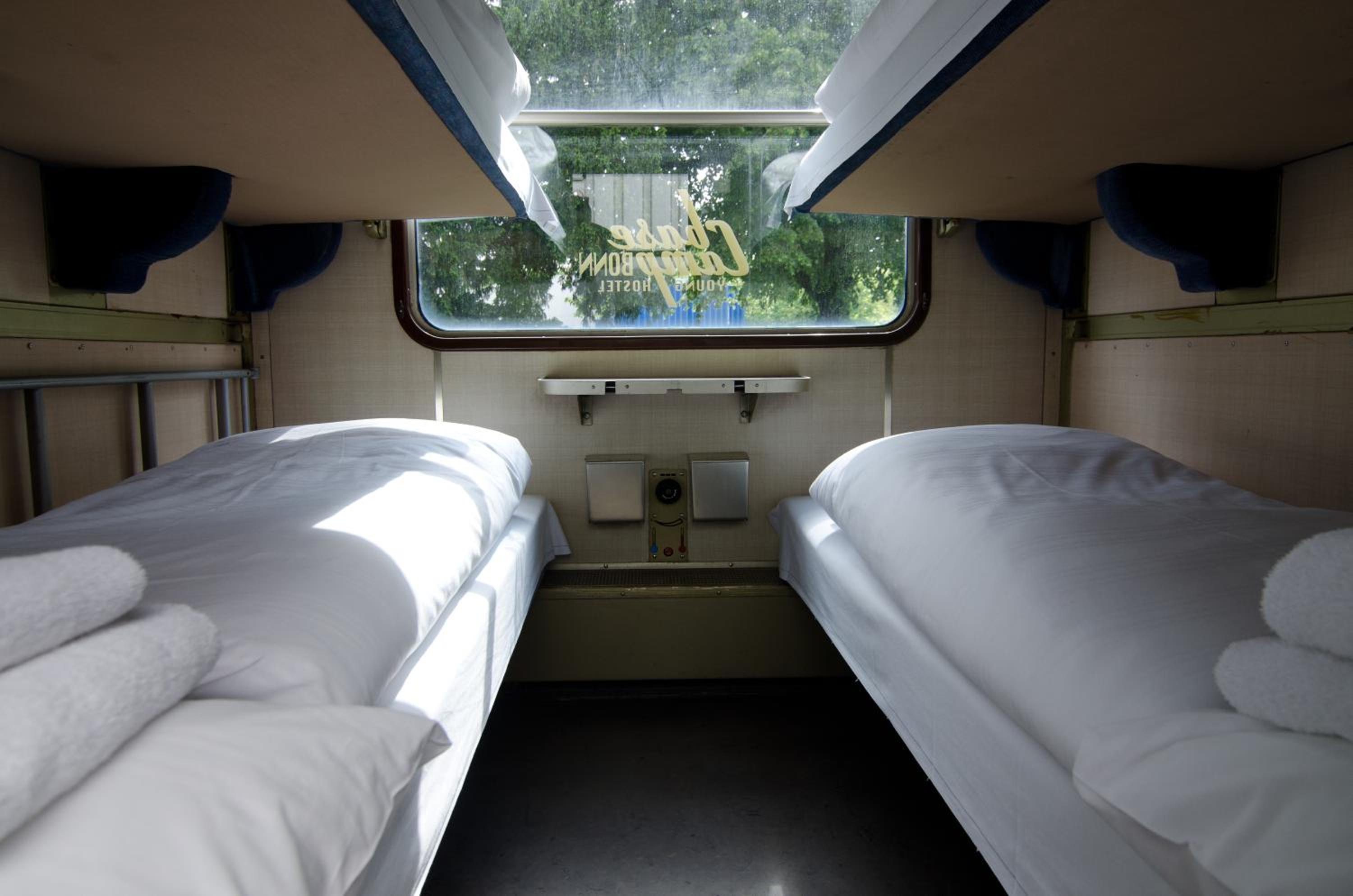 Sleeping Compartment (Outdoor)