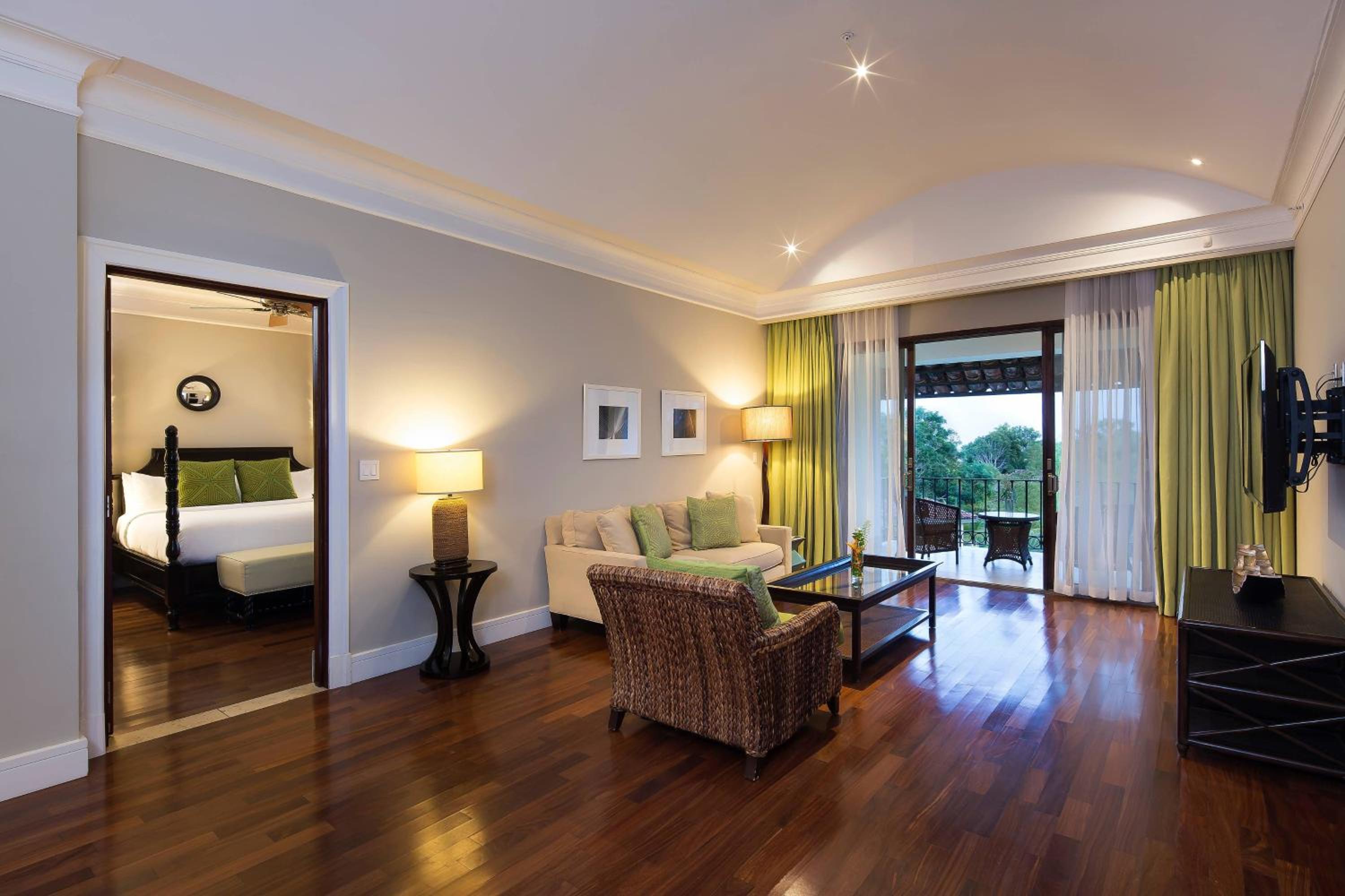 One Bedroom Suite  - Photo 2