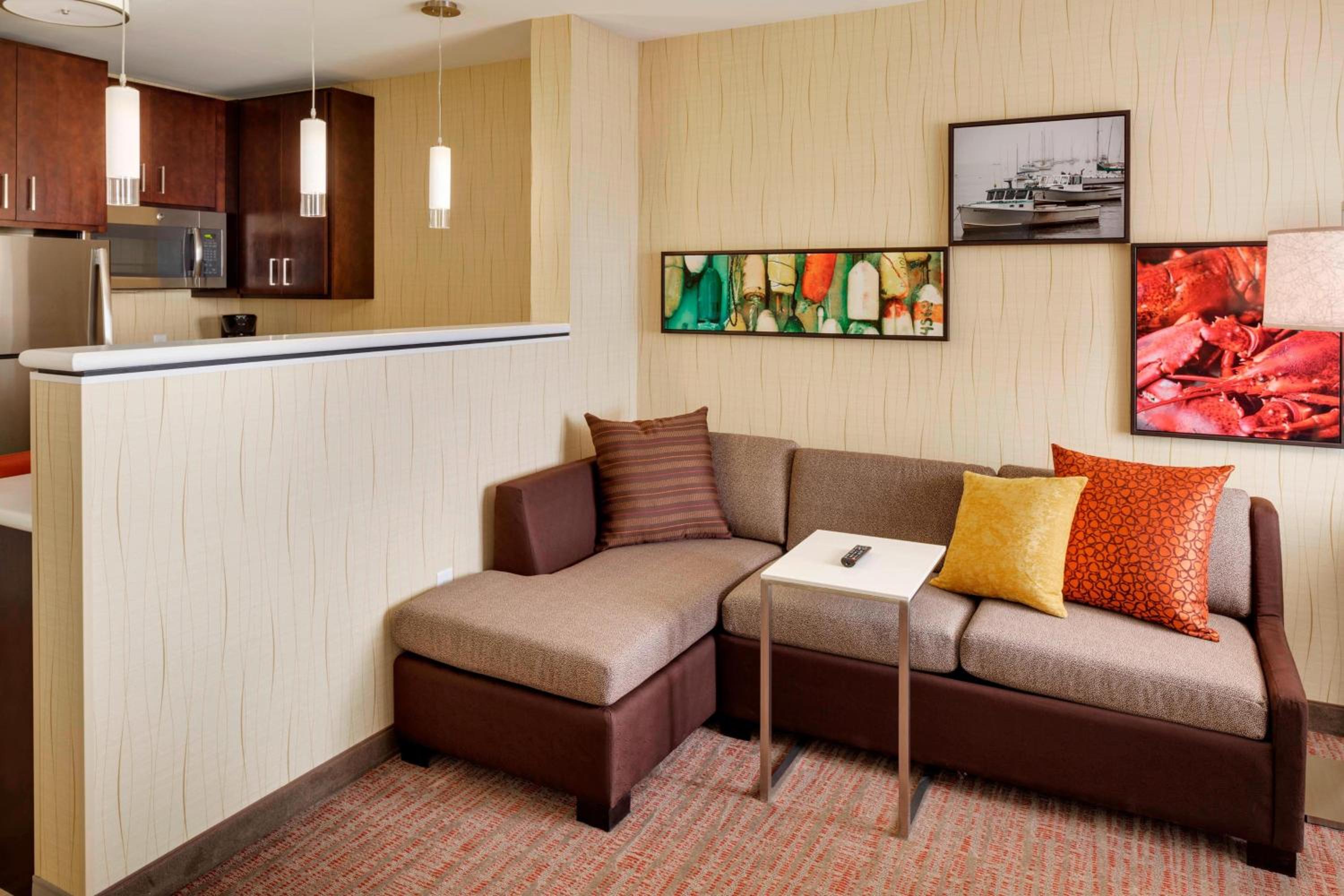 One-Bedroom King Suite - Photo 1