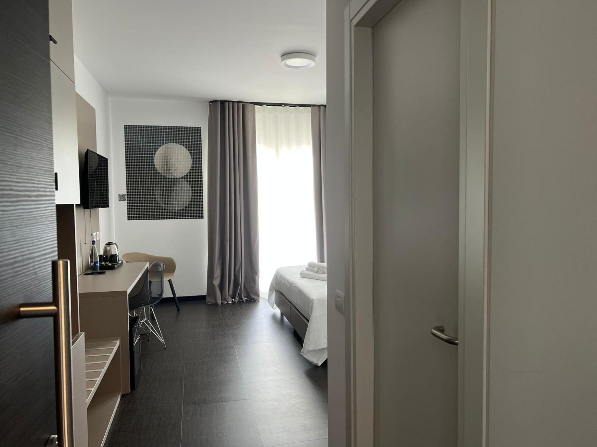 Double Room - Photo 4