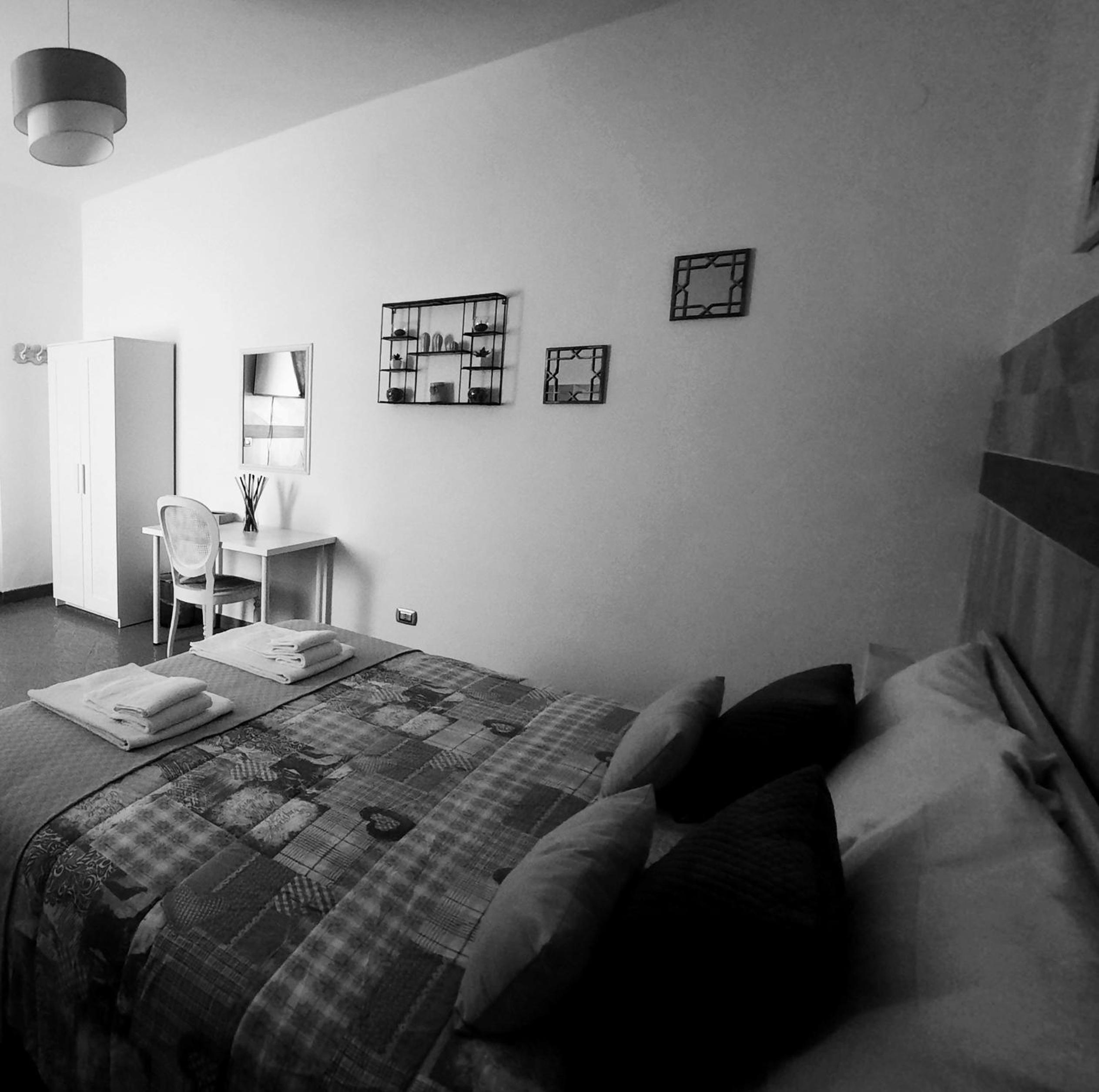 Double or Twin Room with Swimming Pool Access photo 3