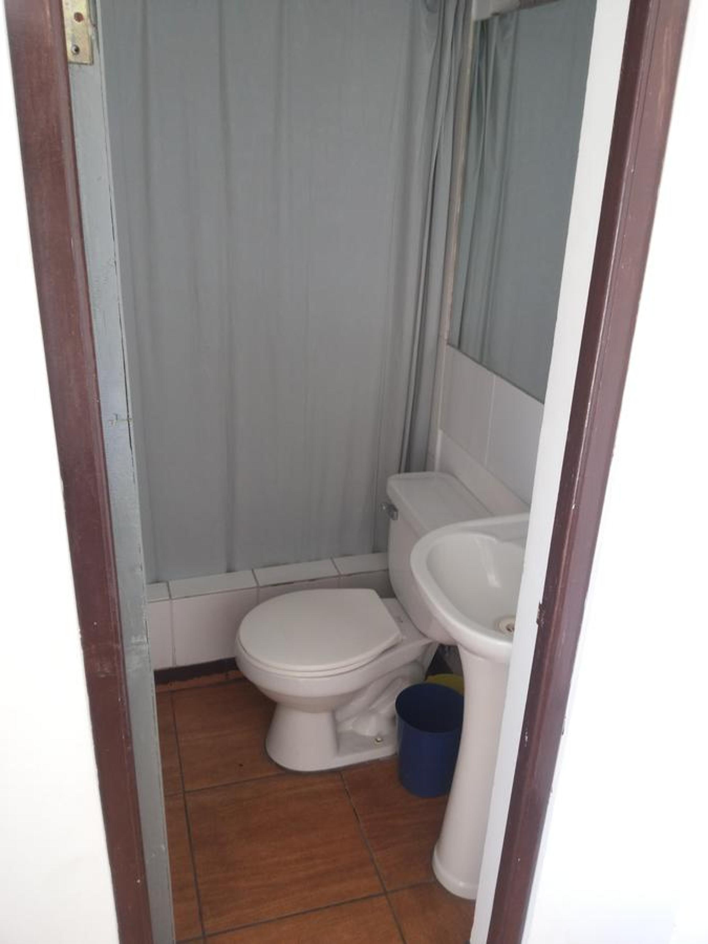 Standard Single Room with Shower photo 2