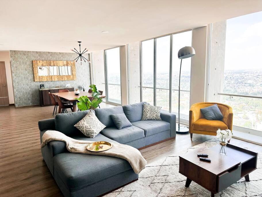 Three-Bedroom Apartment photo 1