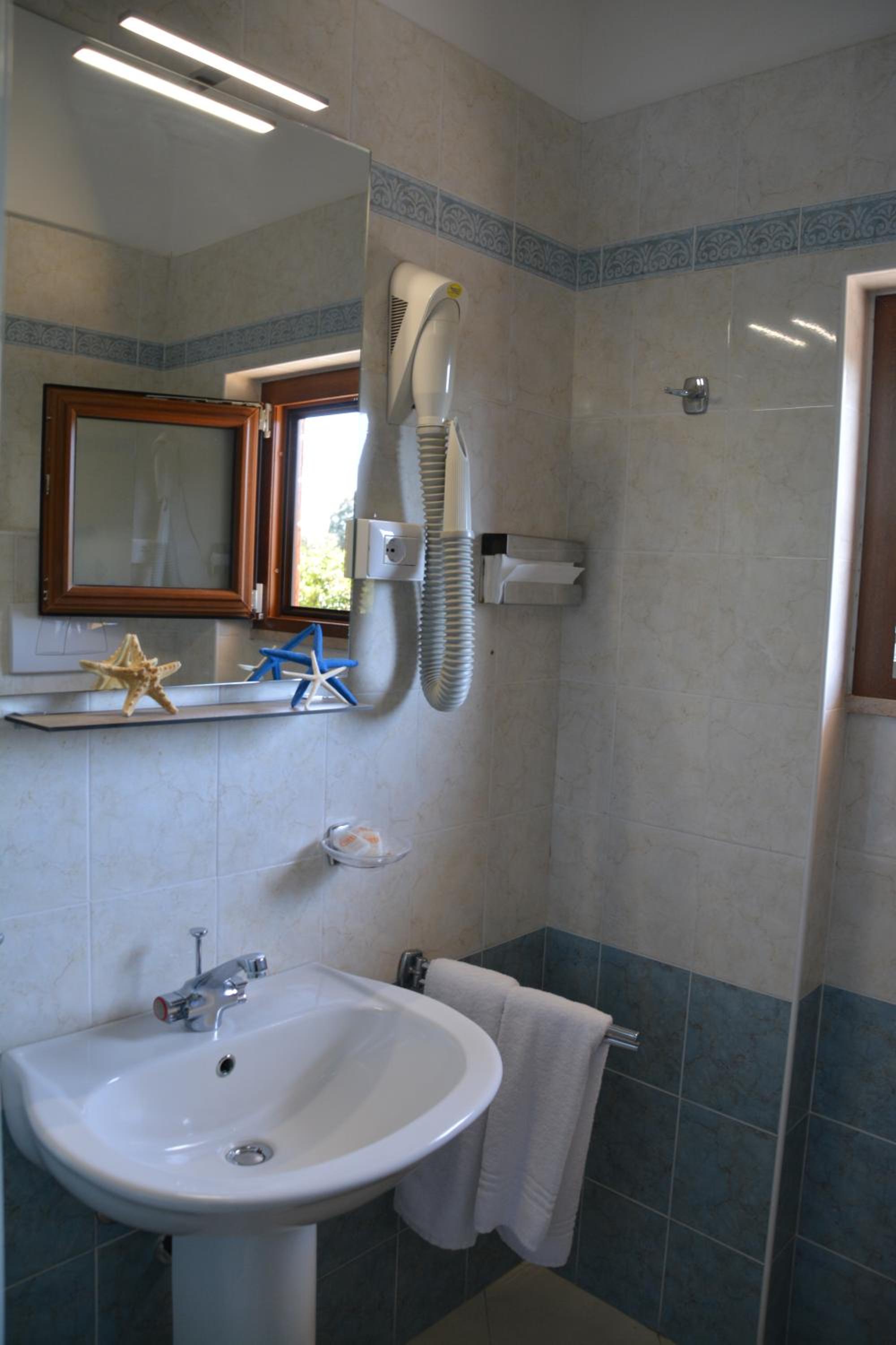 Triple Room - Photo 5