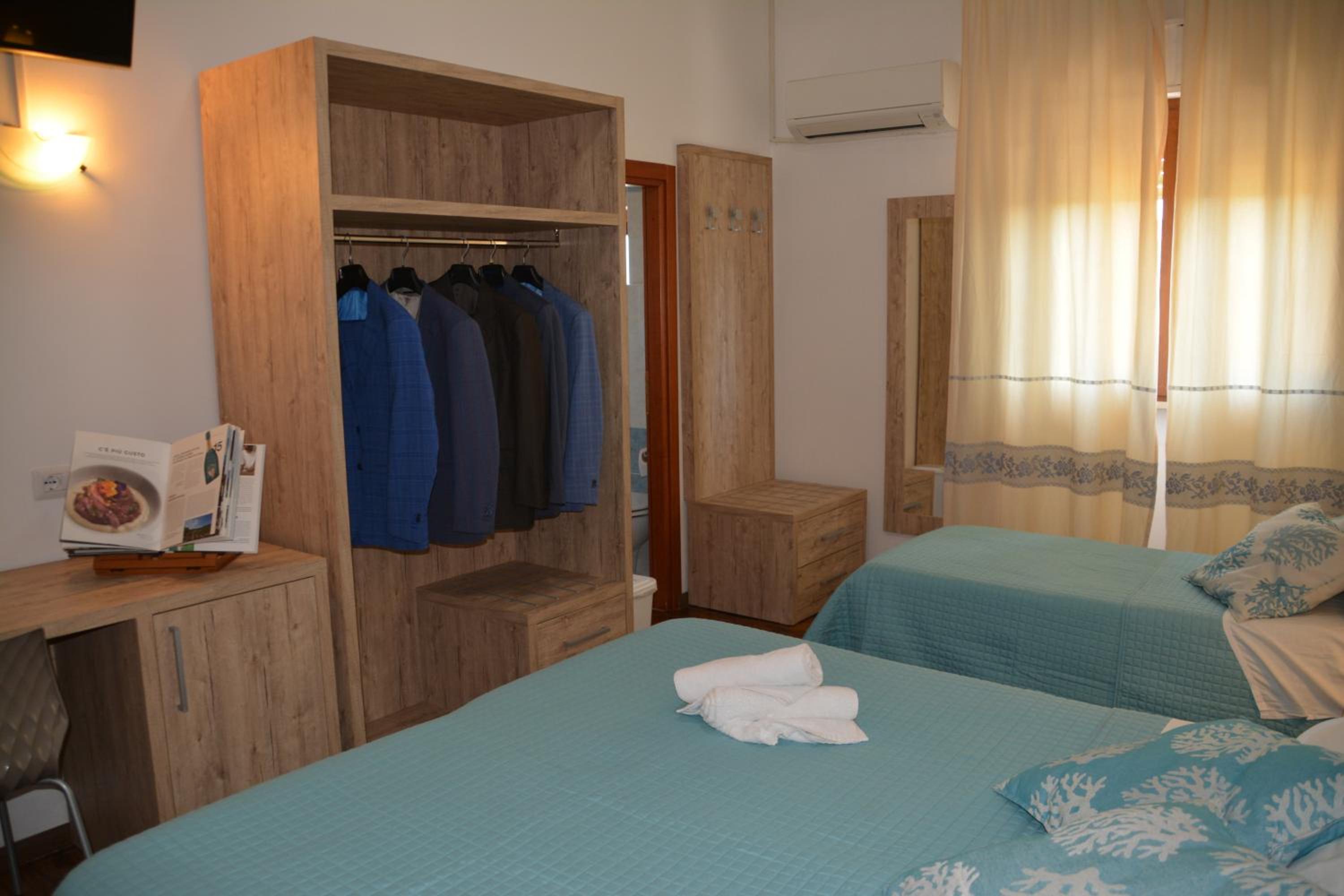 Triple Room - Photo 2
