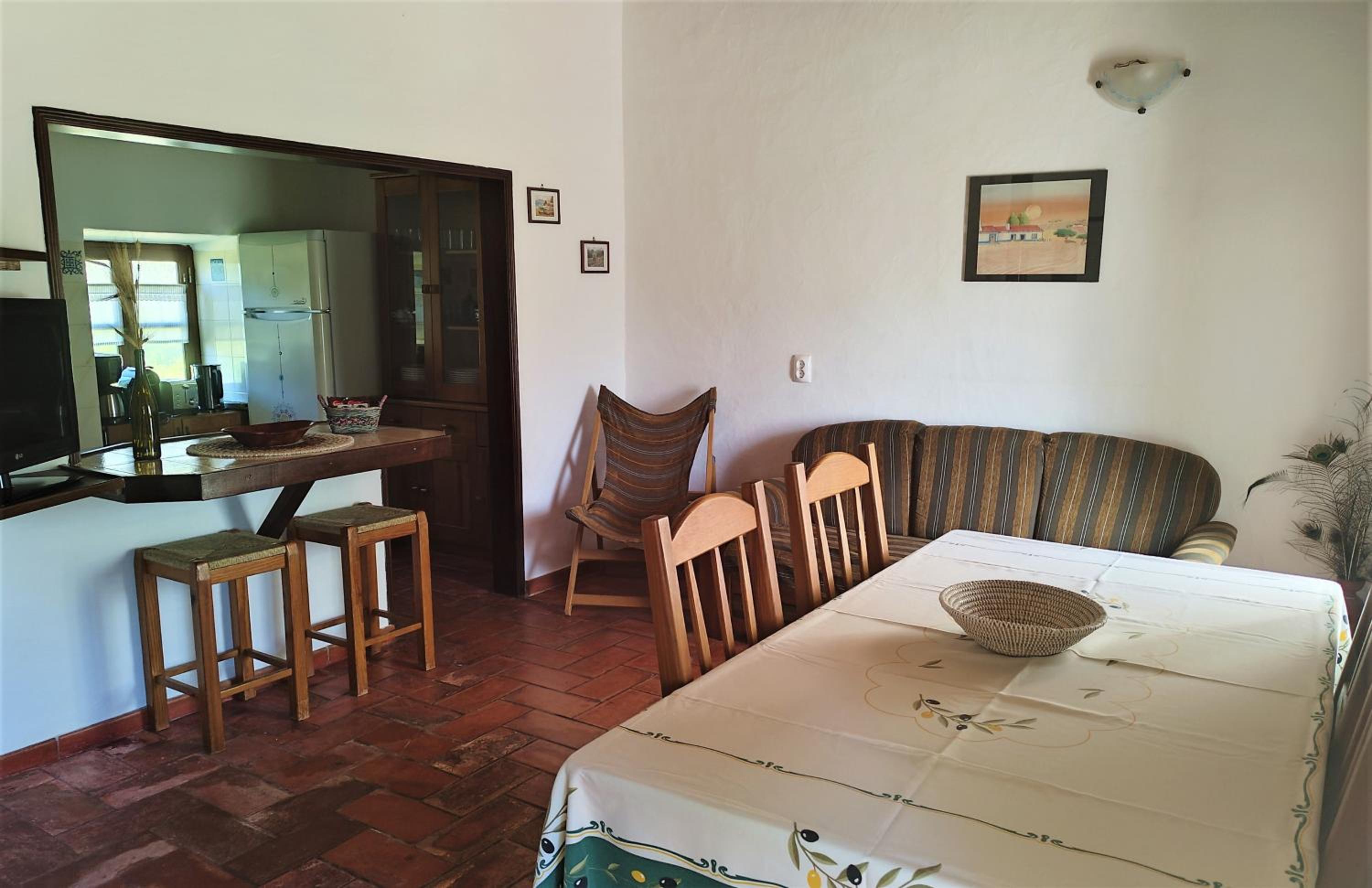 Apartment with Pool View  - Photo 11