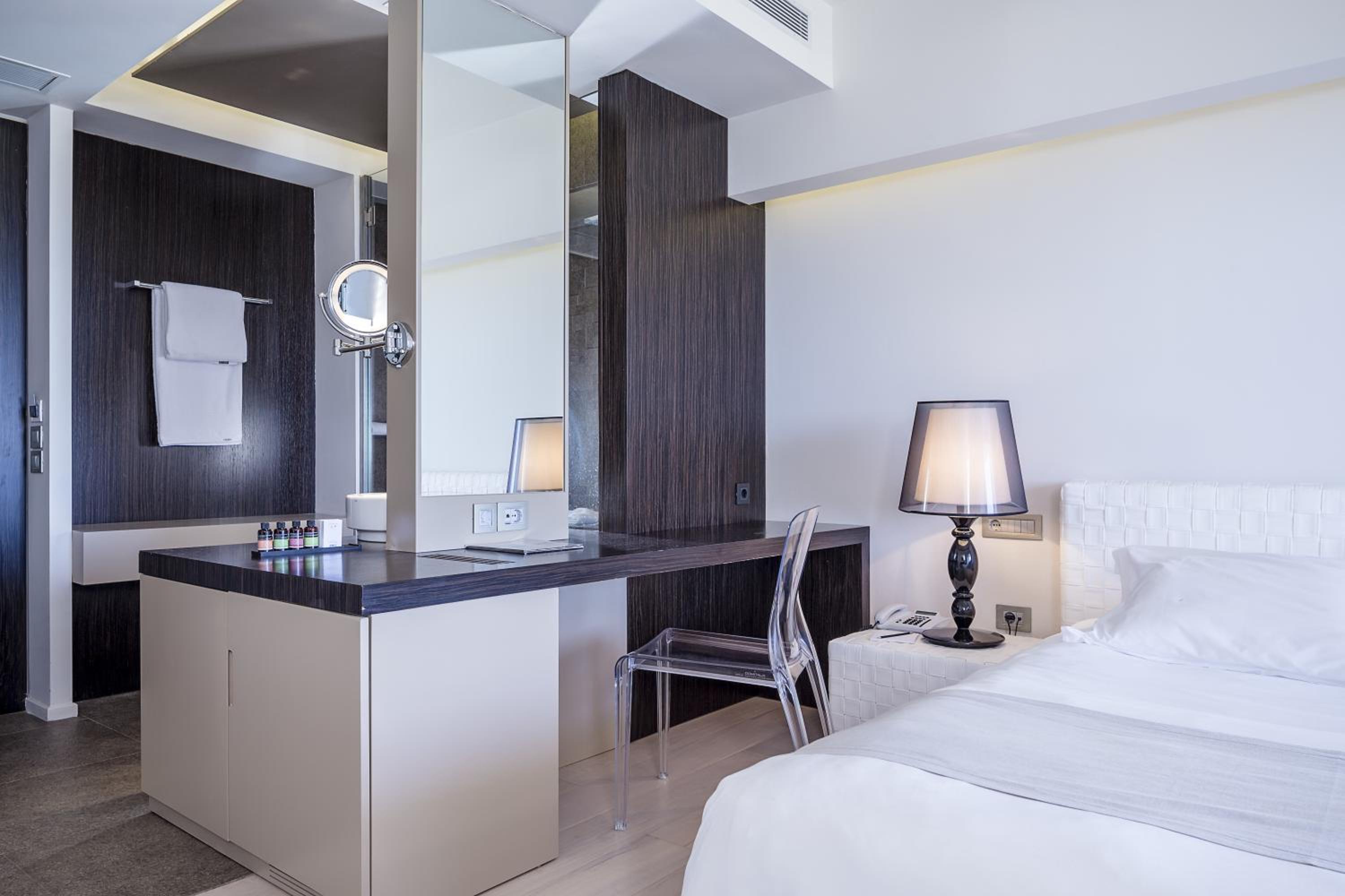 Suite with Sea View - Photo 5