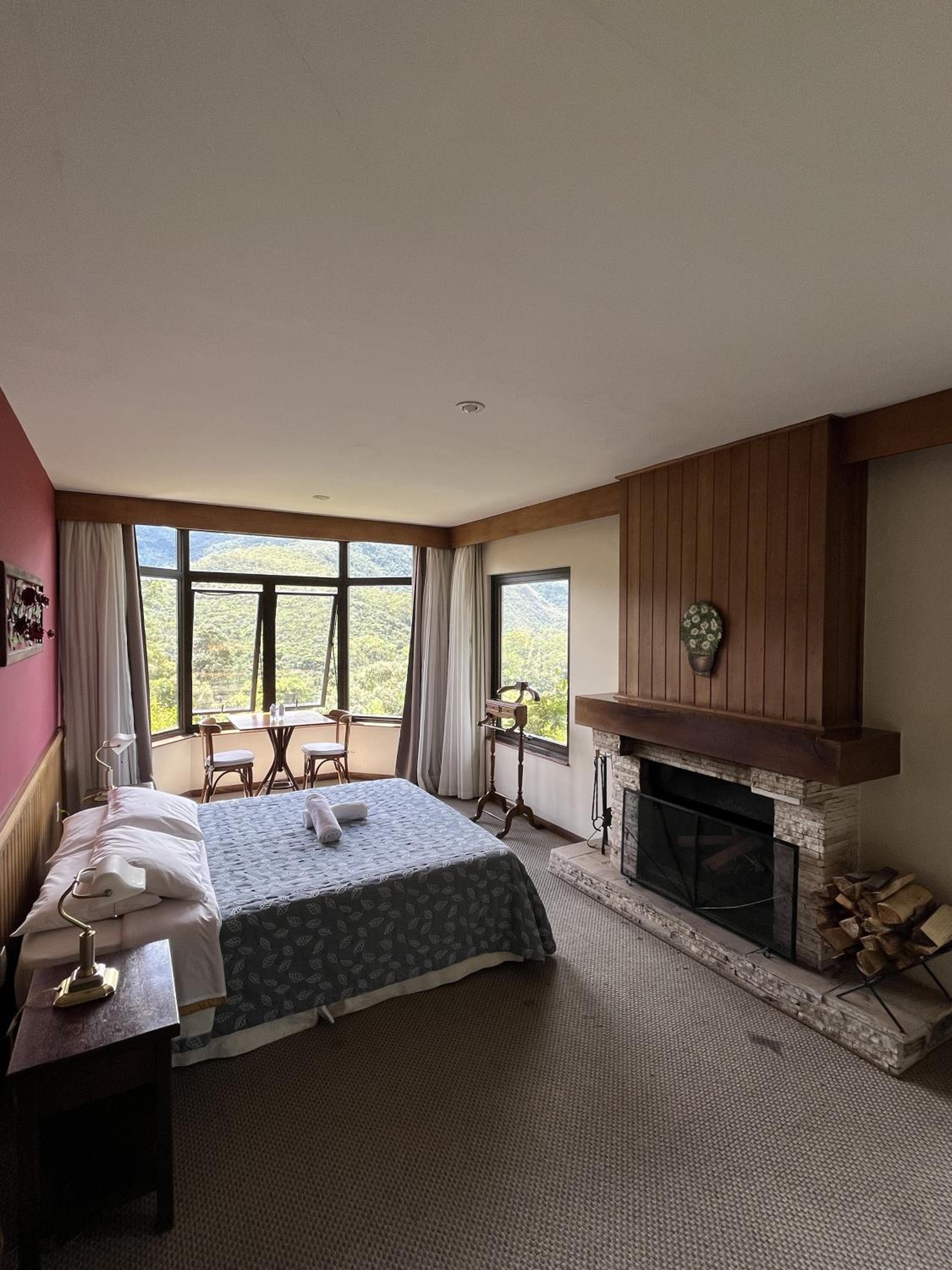 Deluxe Suite photo 3