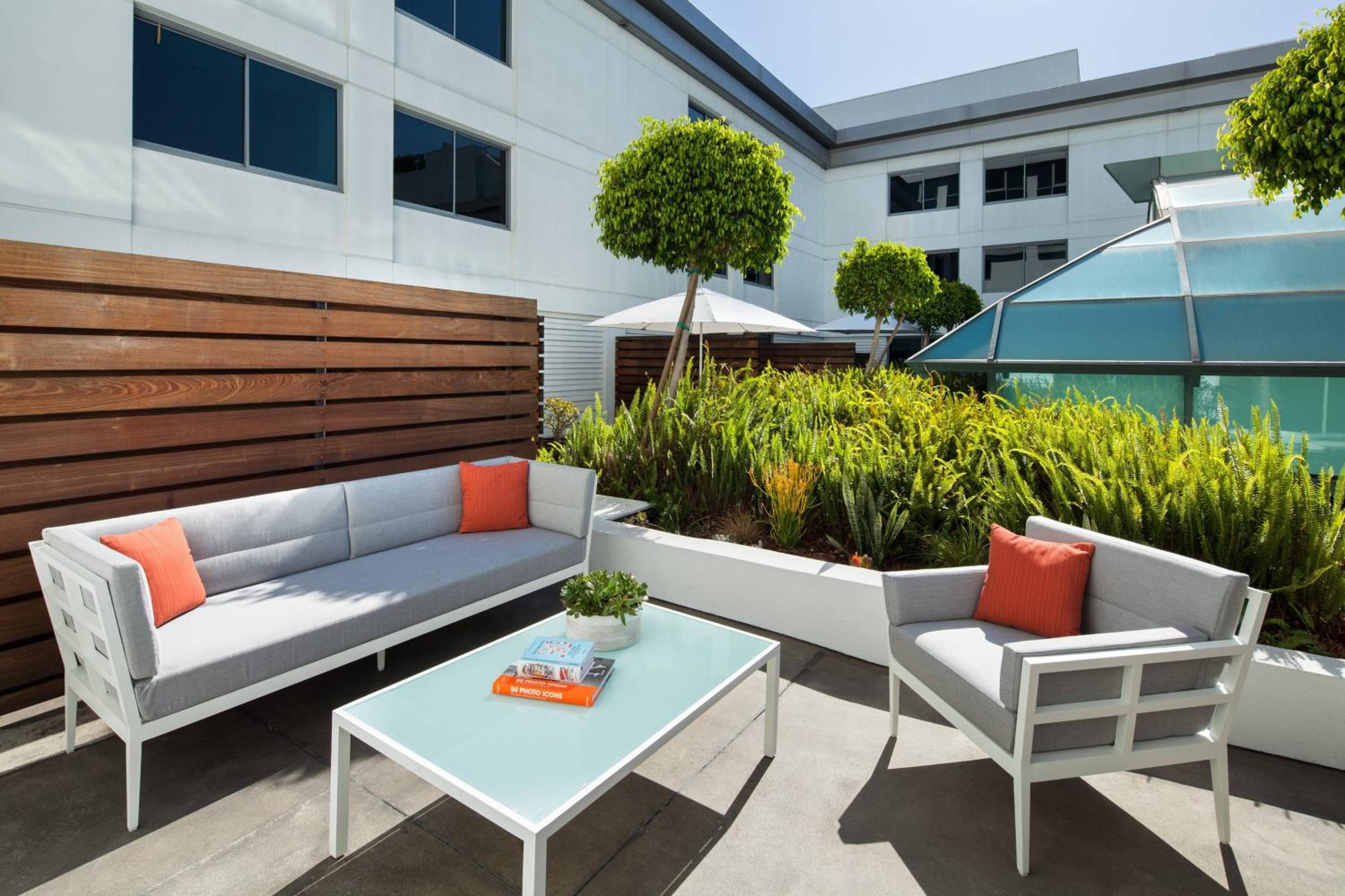 Terrace Room, Guest room, 2 Double, Garden view
