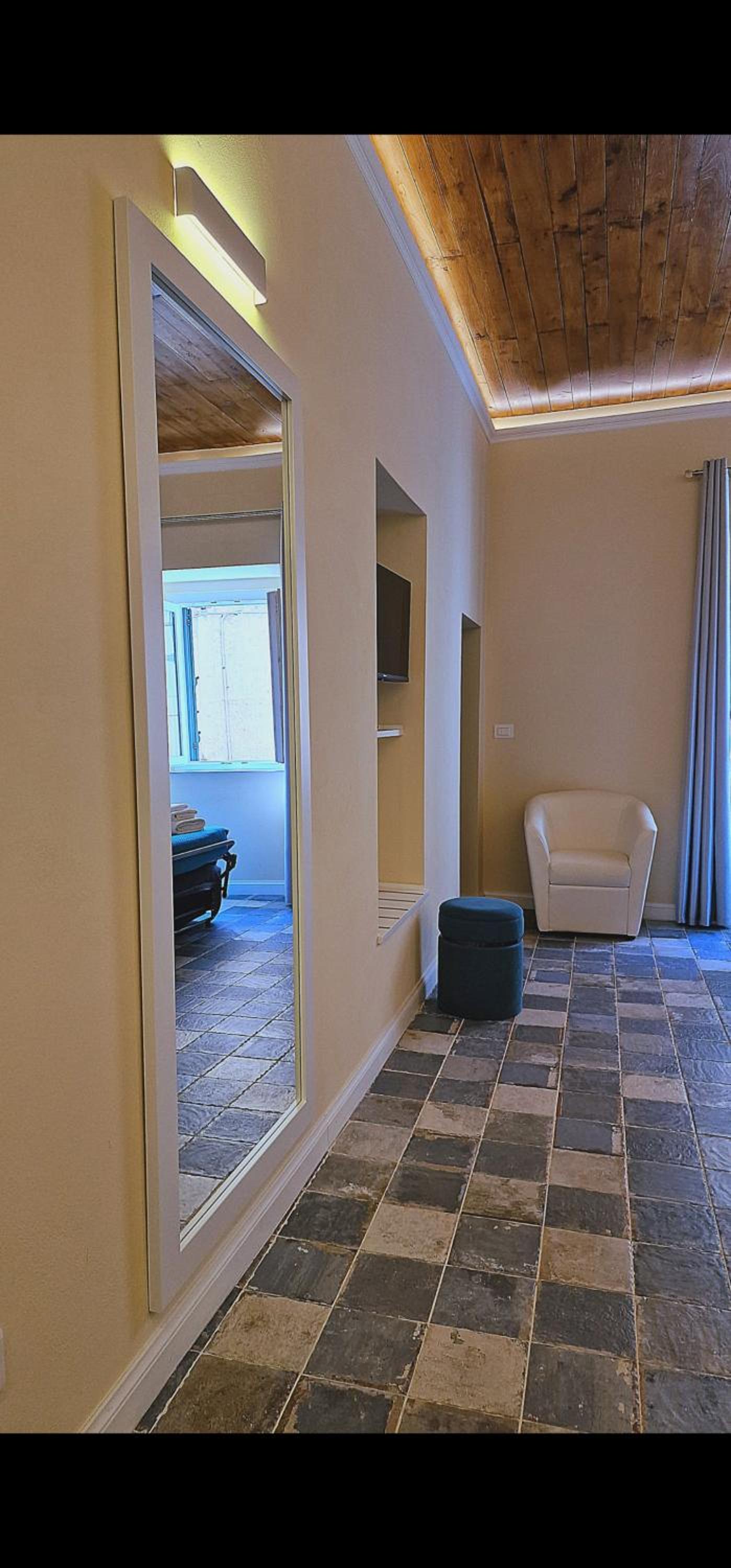 Quadruple Room with Balcony photo 2