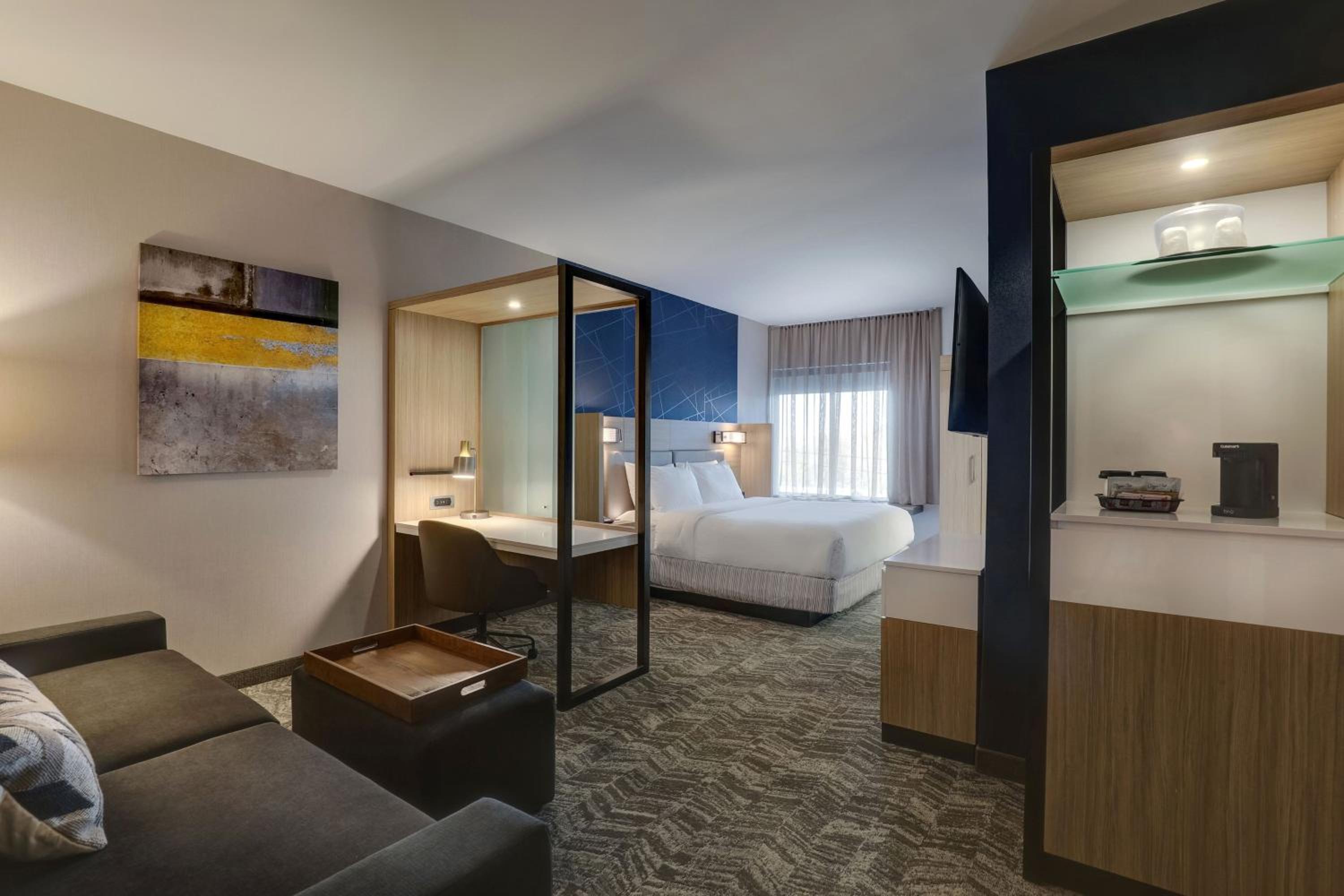 King  Room - Hearing Accessible - Photo 1