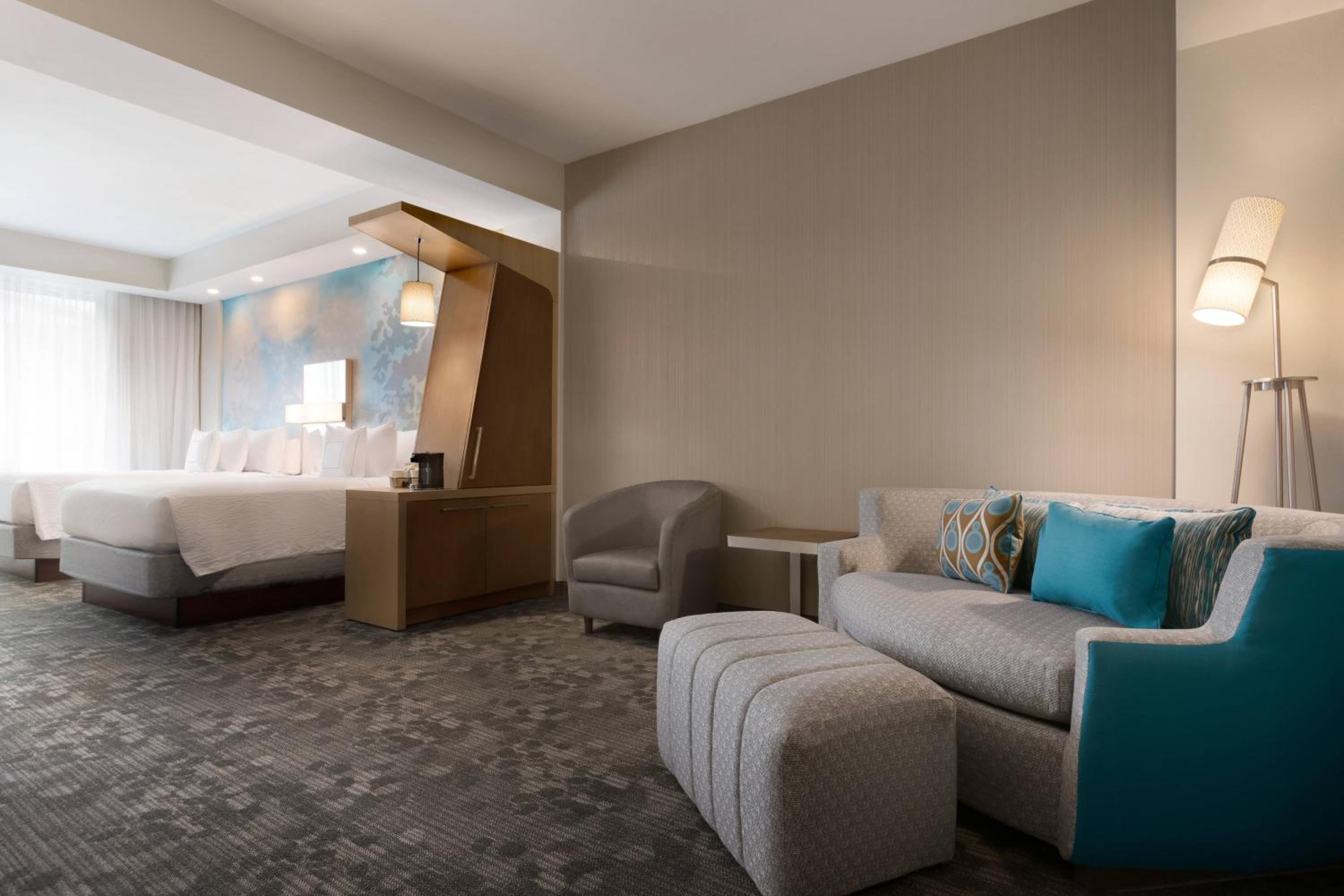 Queen Suite with Two Queen Beds and Sofa Bed - Hearing Access/Mobility Access/Roll-In Shower/Bathtub photo 1