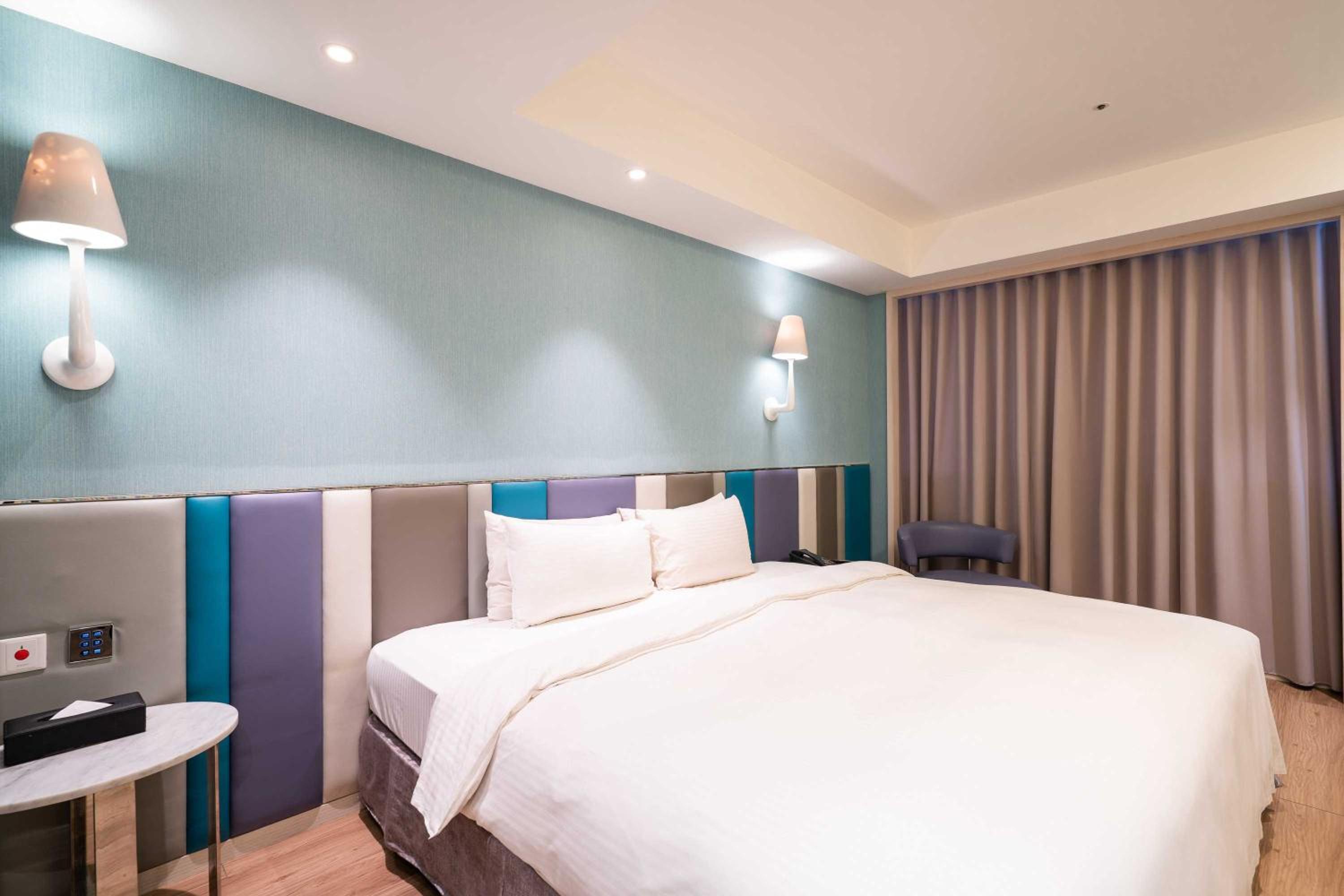 Standard Double Room - Photo 6