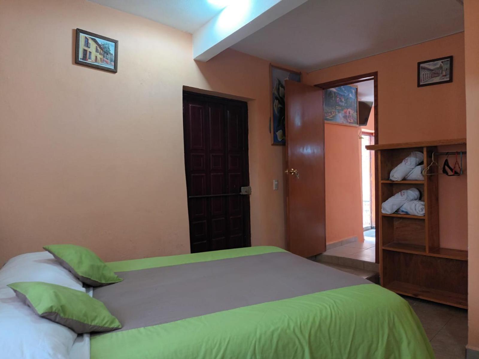 Deluxe Double Room with Two Double Beds - Photo 5