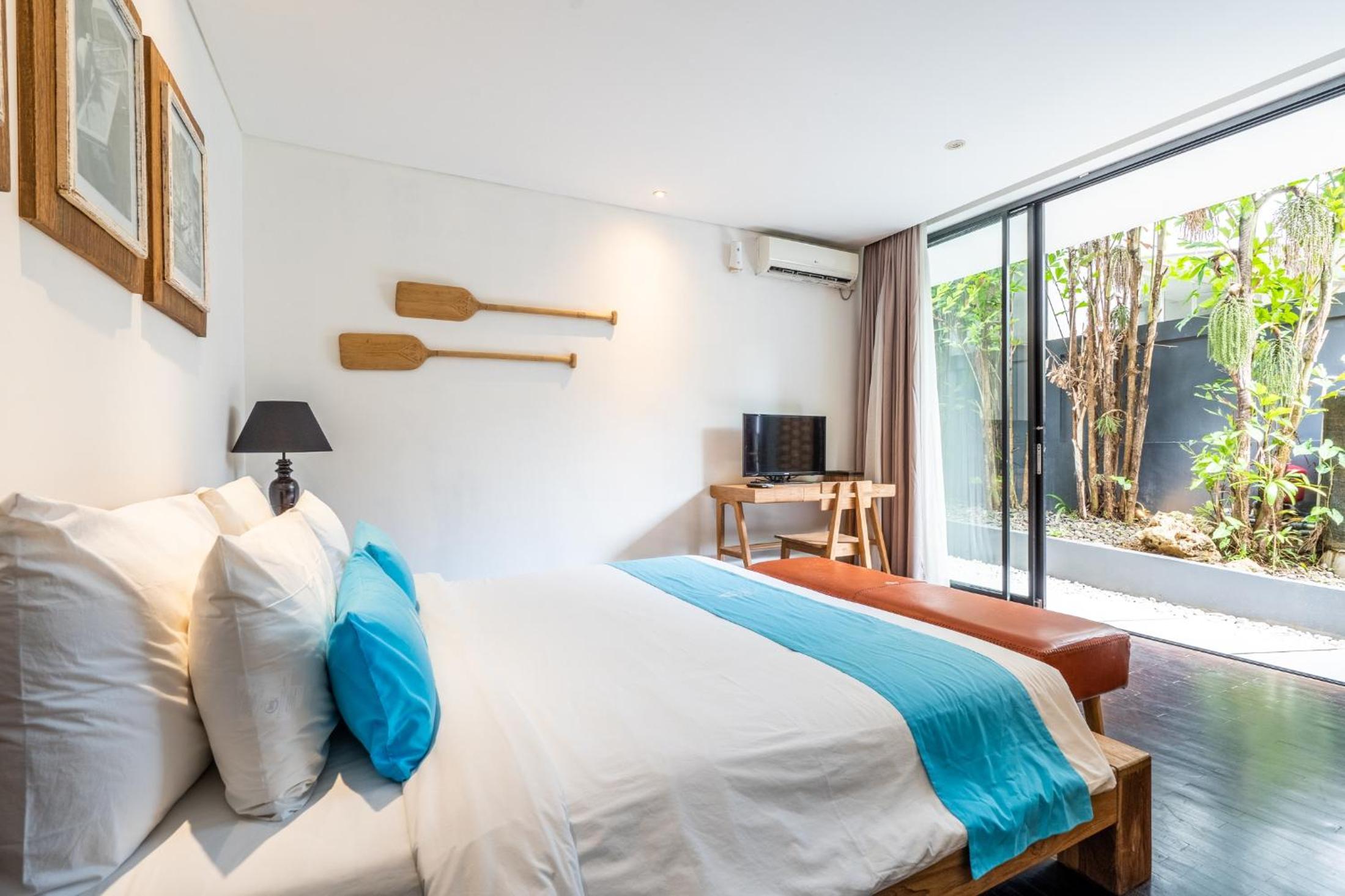 Two-Bedroom Villa - Photo 26