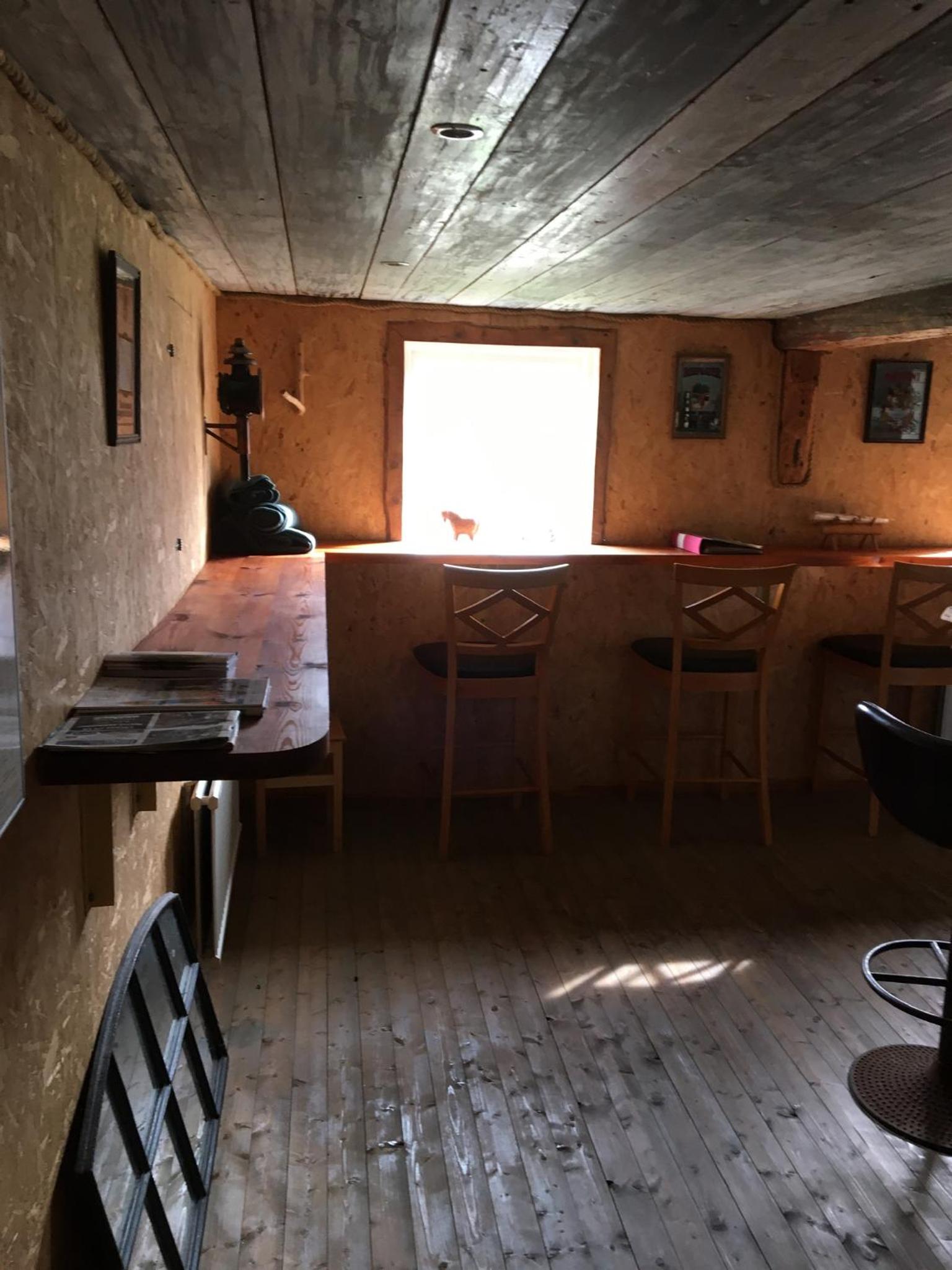 One-Bedroom House photo 2