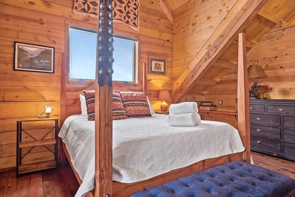 Two-Bedroom House photo 1