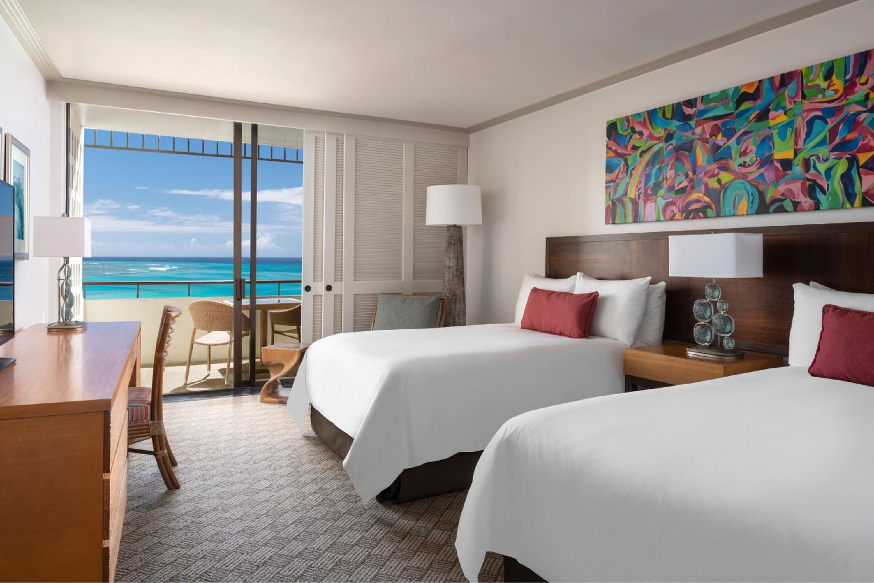 Mailani Ocean Corner King Room with One King Bed (Non Smoking) - Photo 1