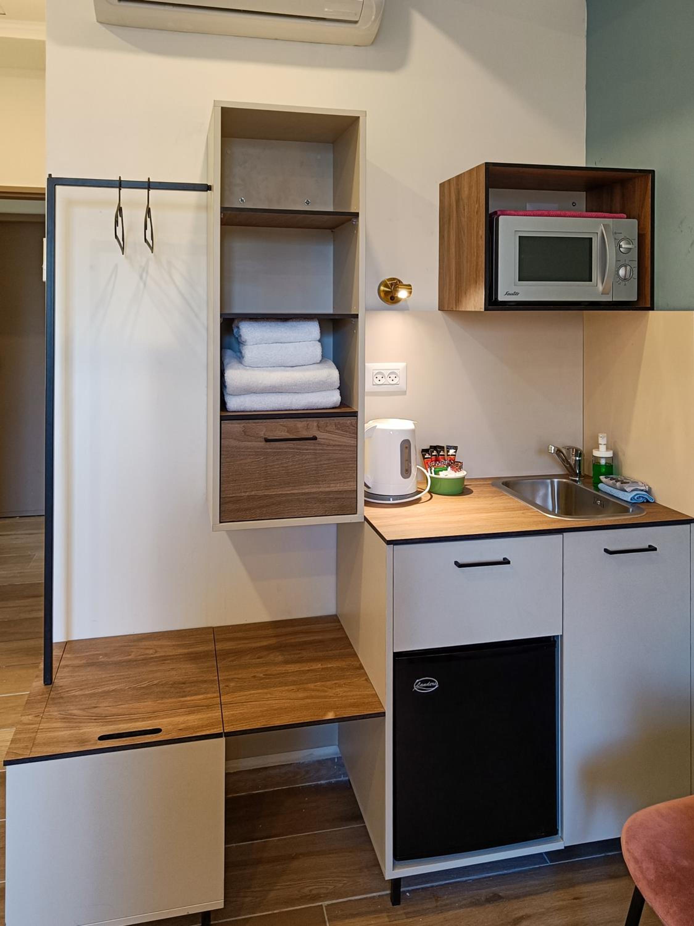 Standard Room - Photo 8