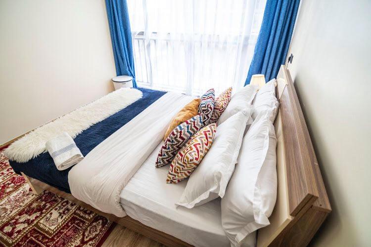 Two-Bedroom Apartment - Photo 10