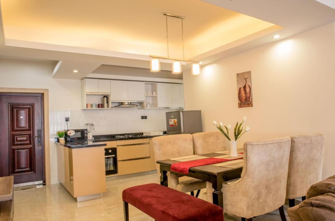 Three-Bedroom Apartment - Photo 16