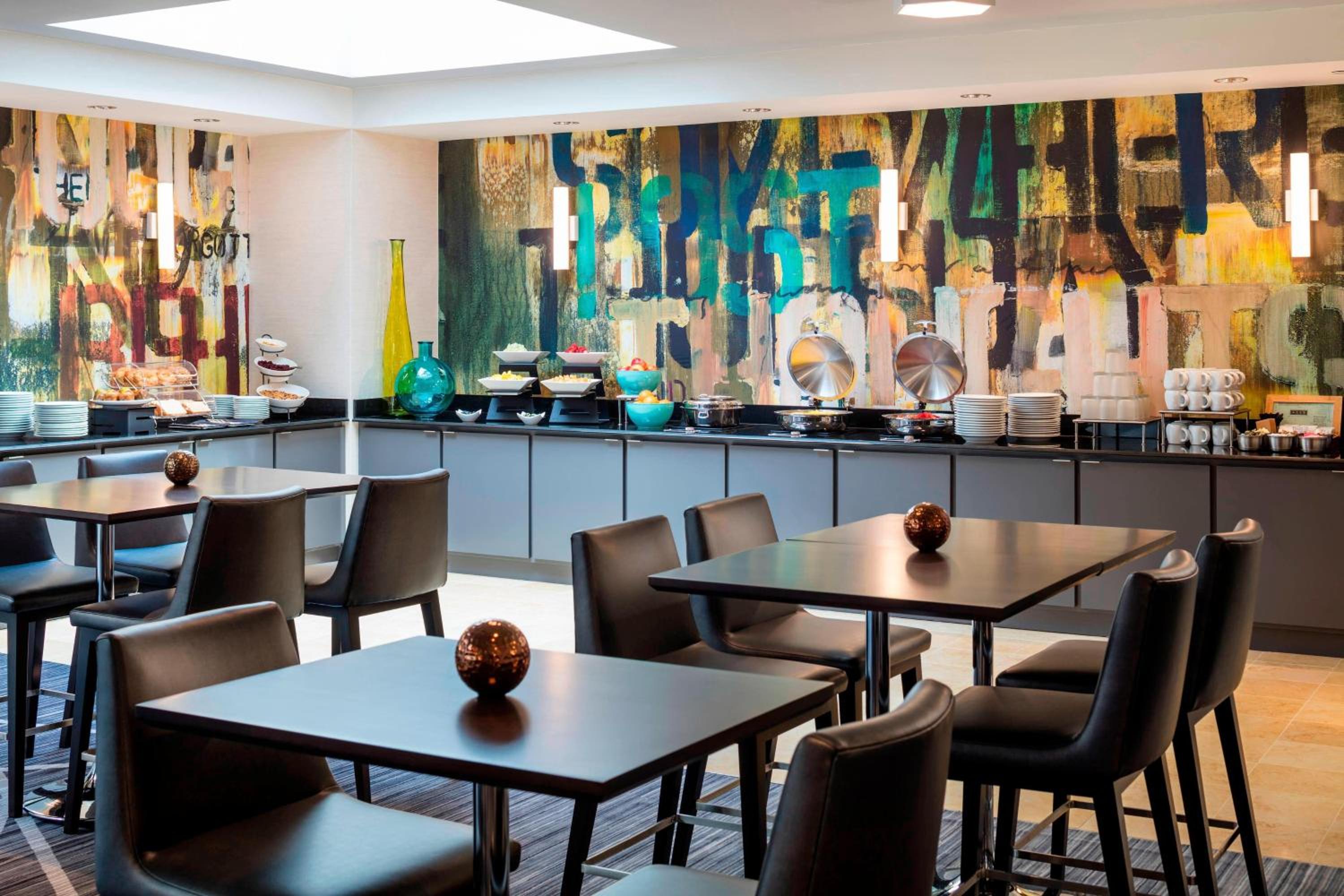 King Room - Club Level - Photo 6