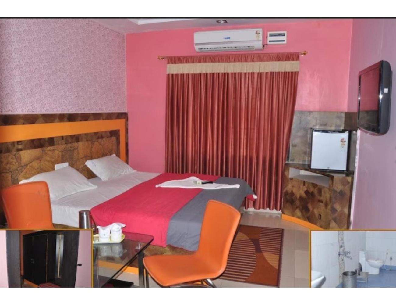 Deluxe Room - Photo 17