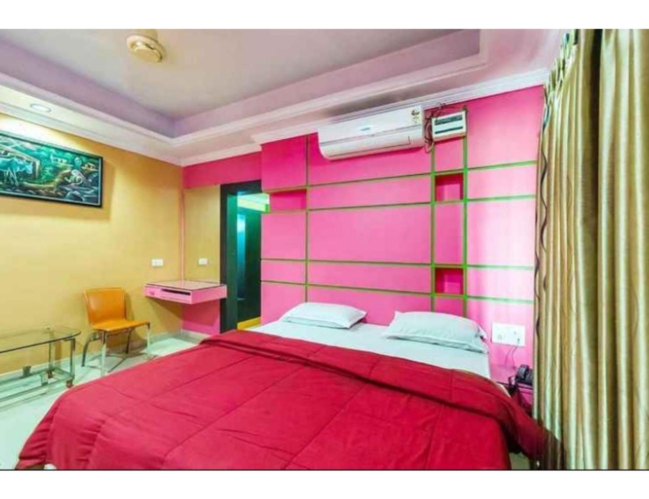 Deluxe Room - Photo 18