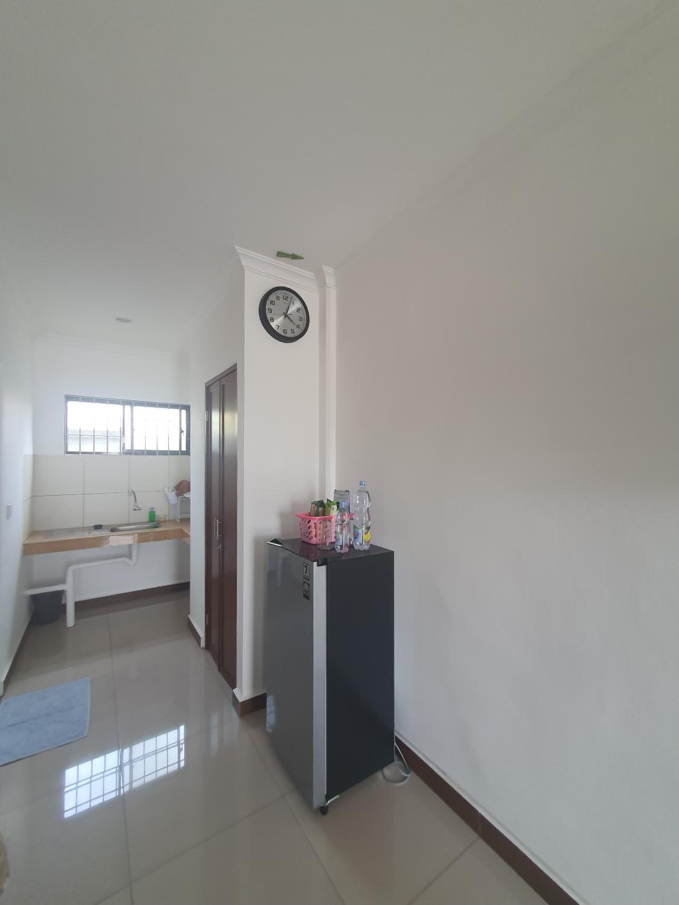 Large Double Room - Photo 9