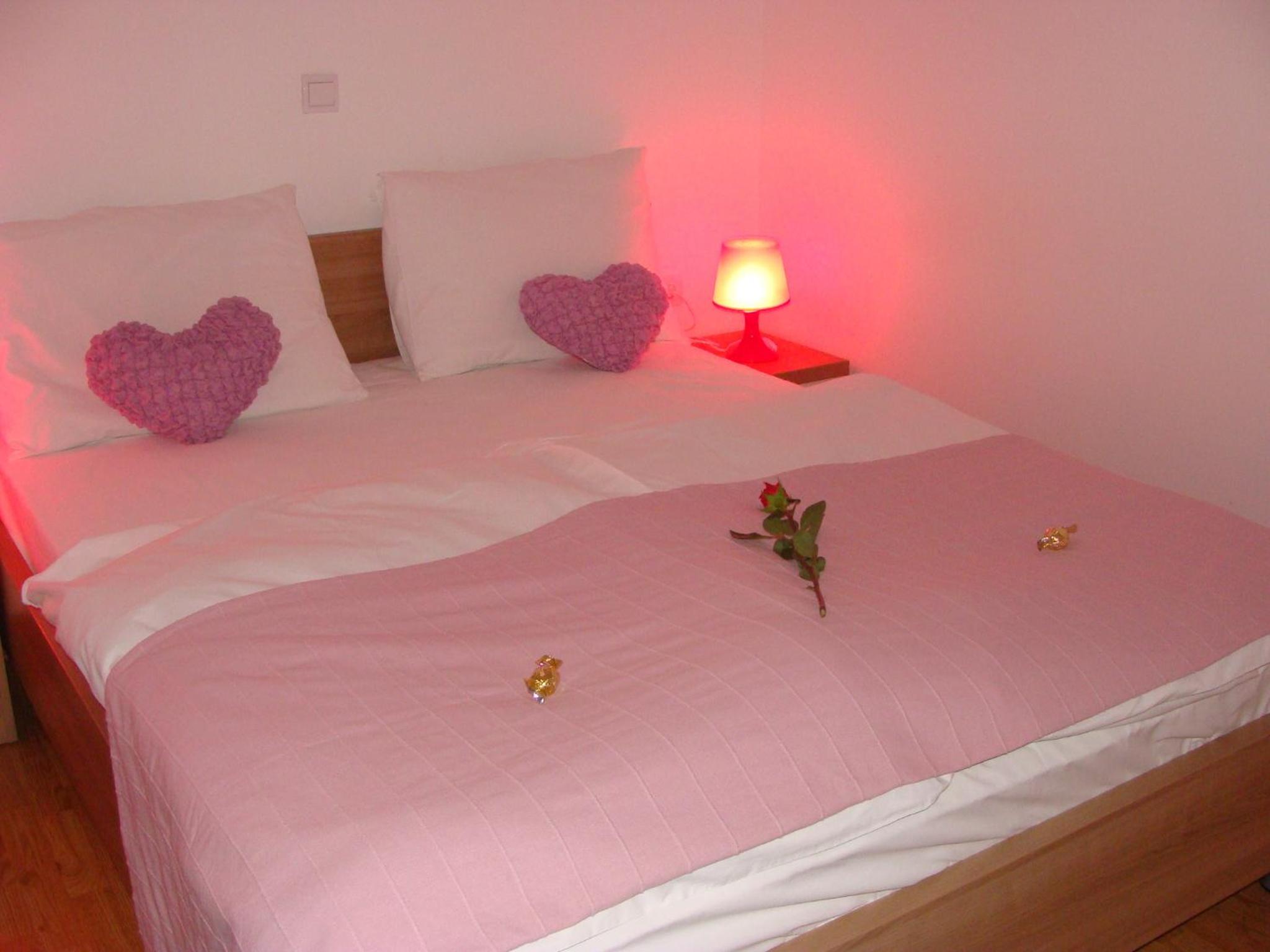 Double Room - Photo 18