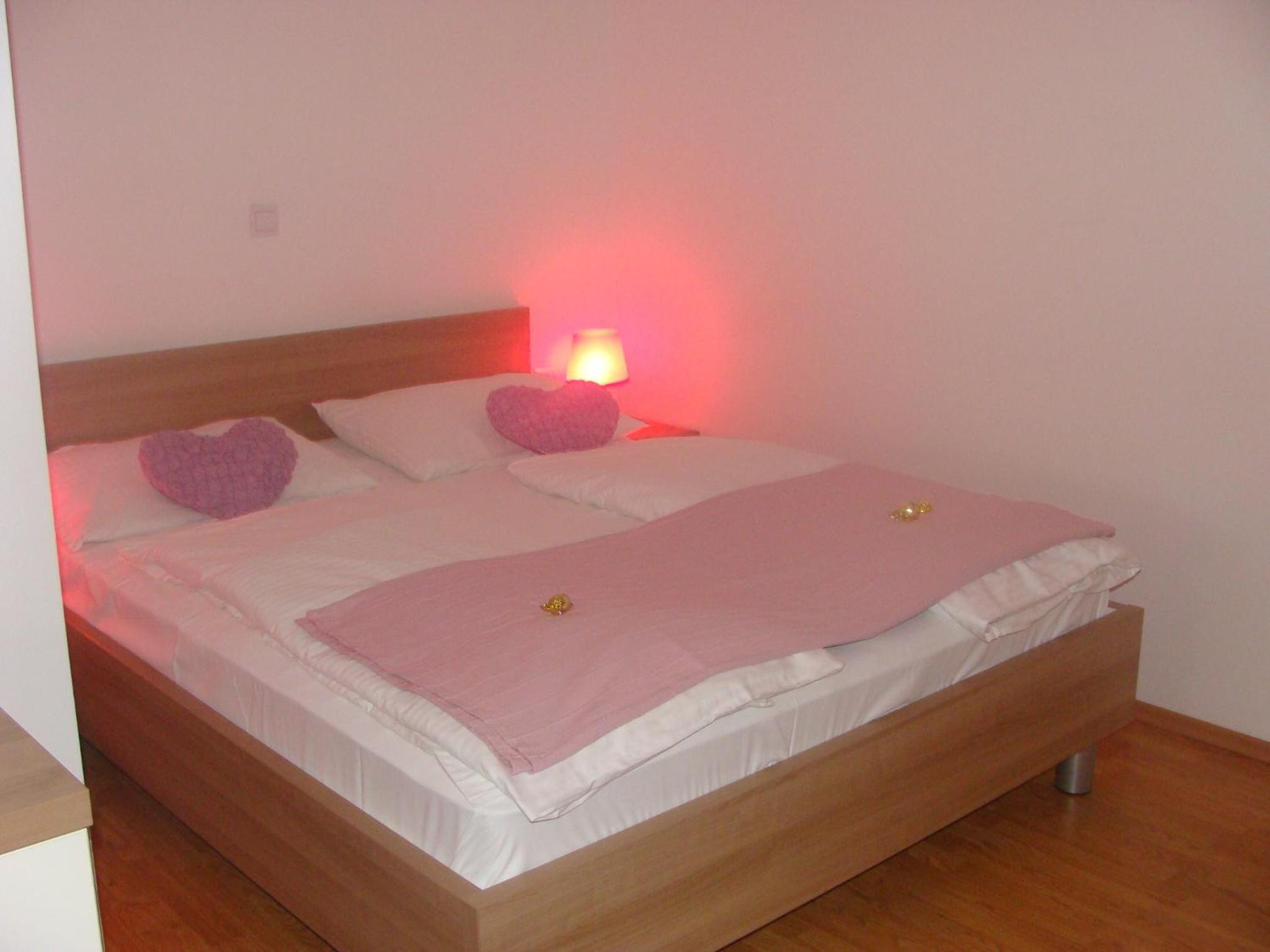 Double Room - Photo 6