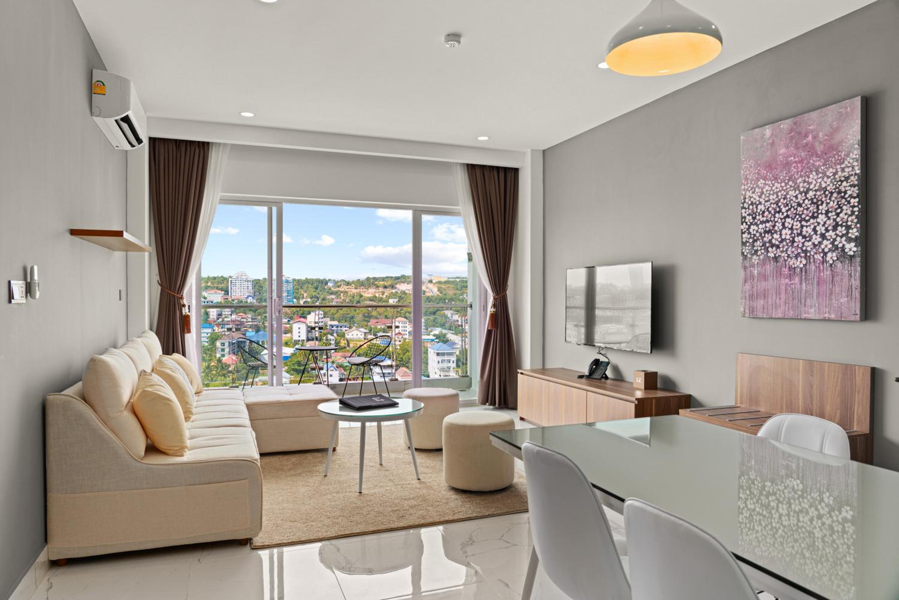 One-Bedroom Apartment