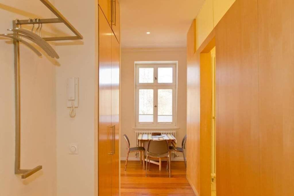 One-Bedroom Apartment with Balcony photo 3