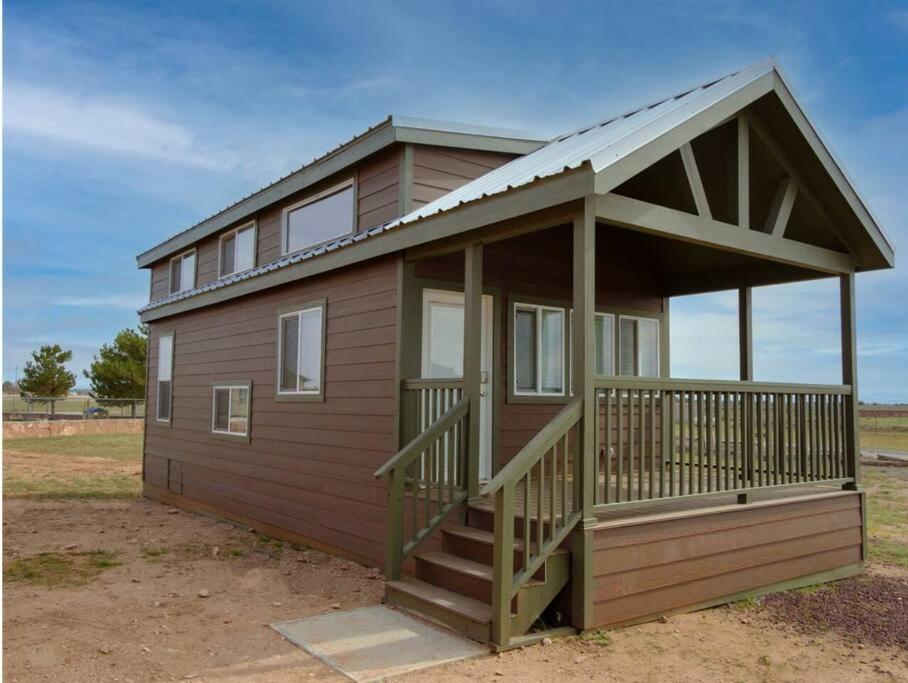Three-Bedroom House photo 2