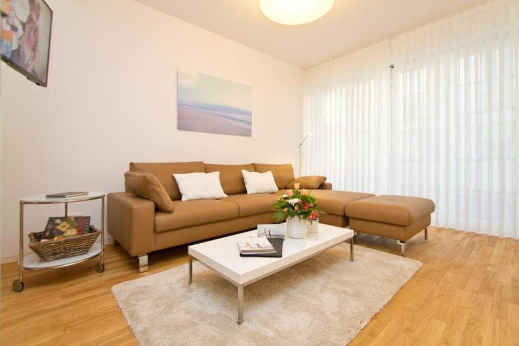 Three-Bedroom Apartment with Terrace photo 1