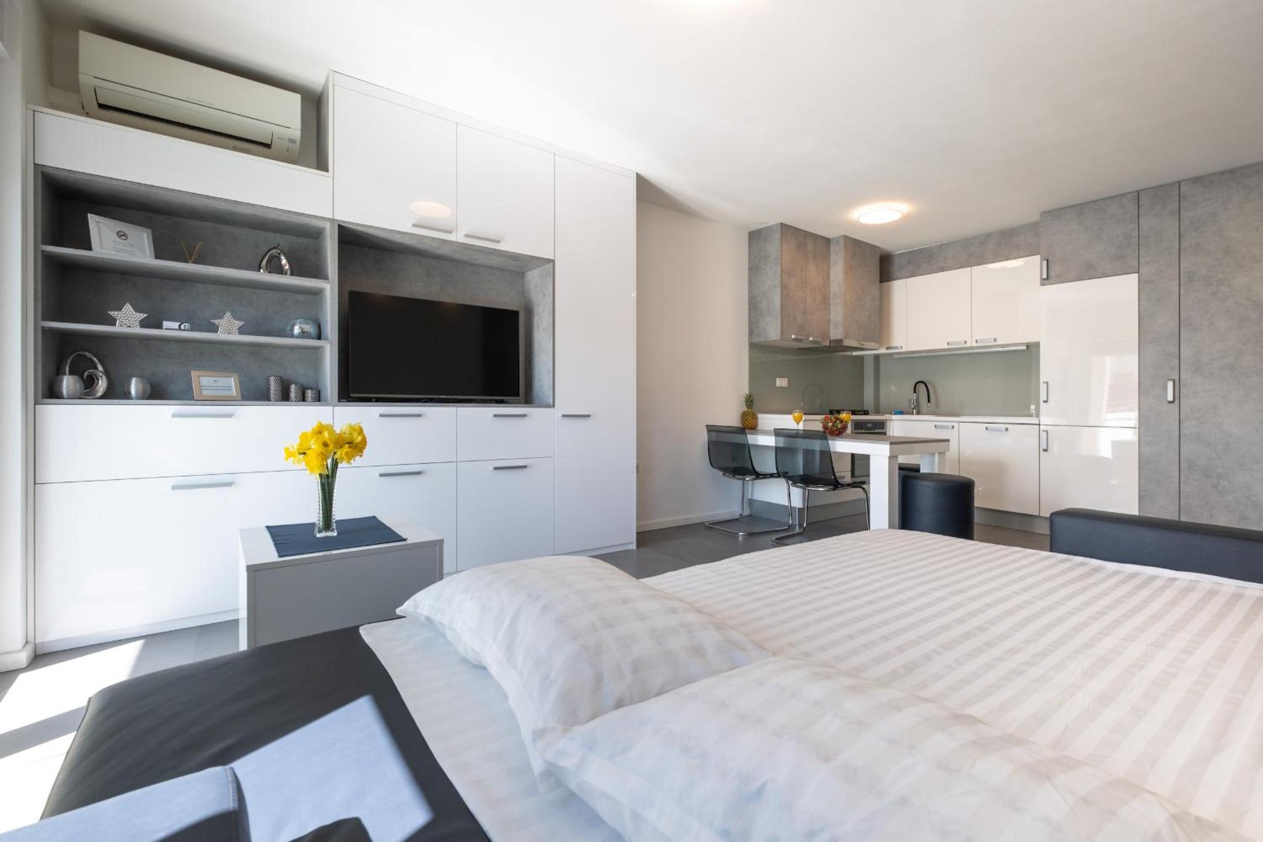 Apartment - Photo 15