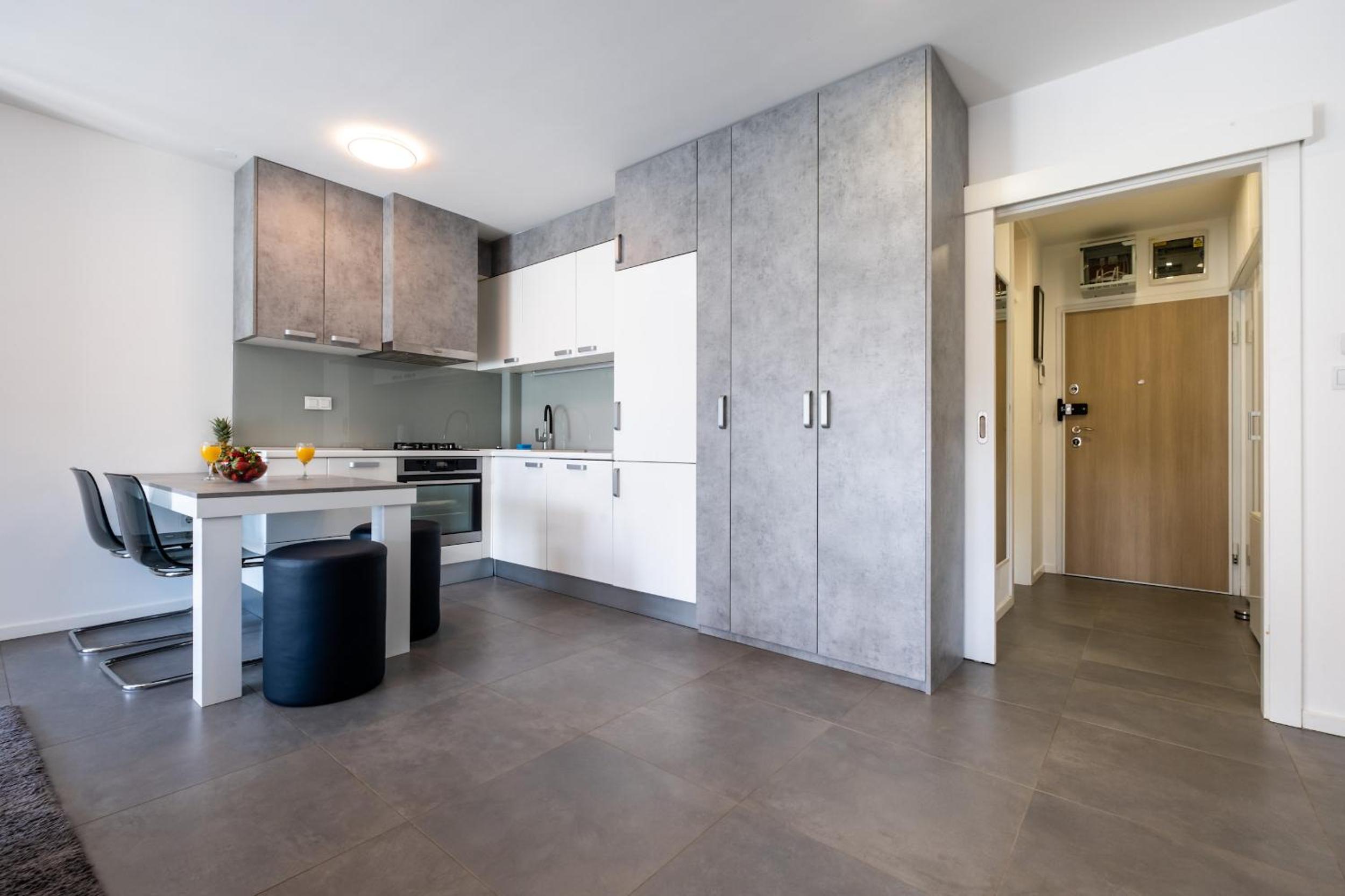 Apartment - Photo 6