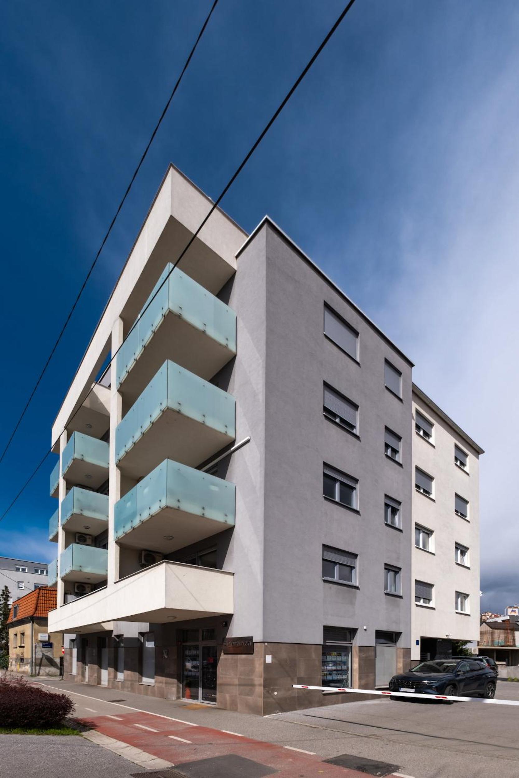 Apartment - Photo 43