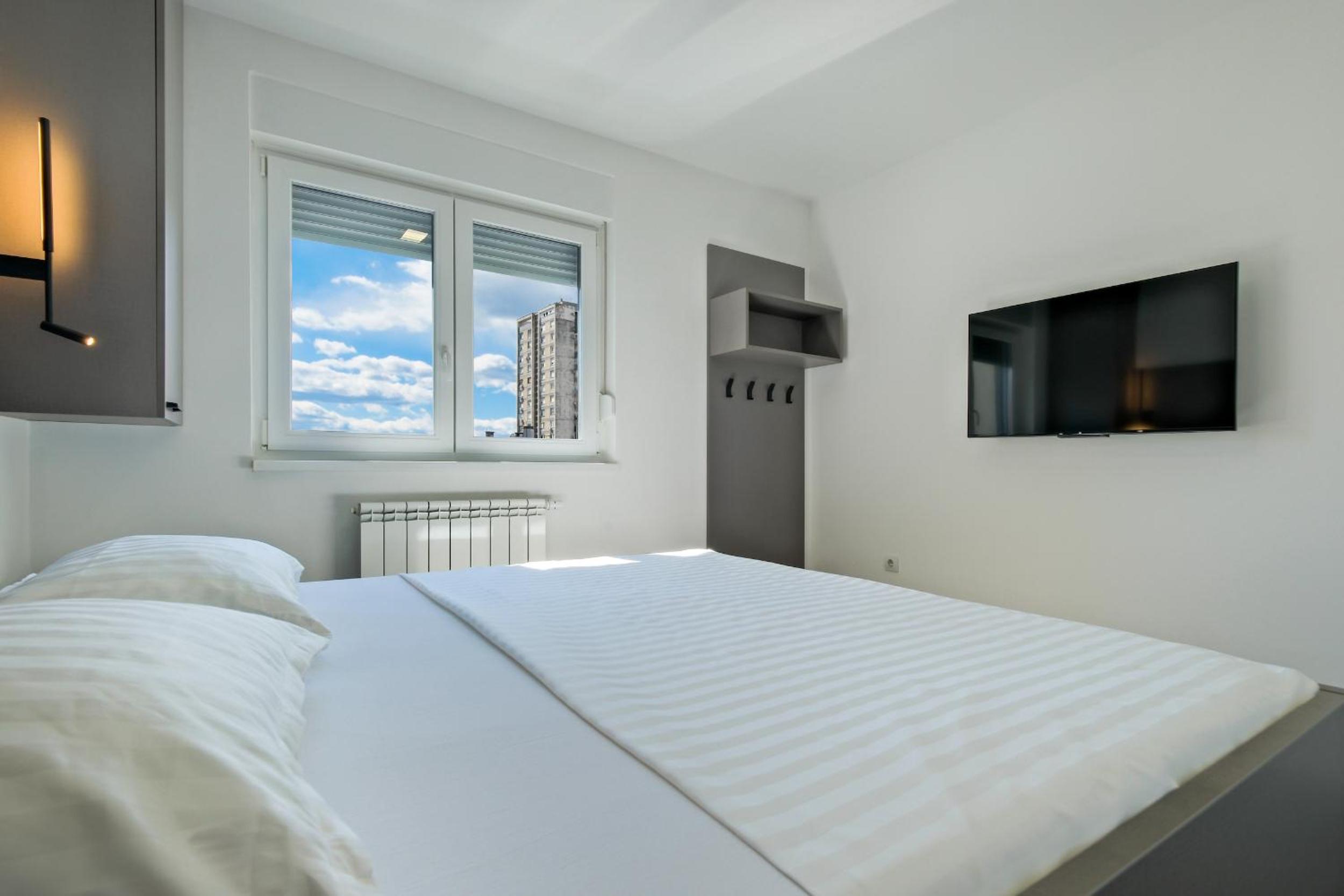 Apartment - Photo 12