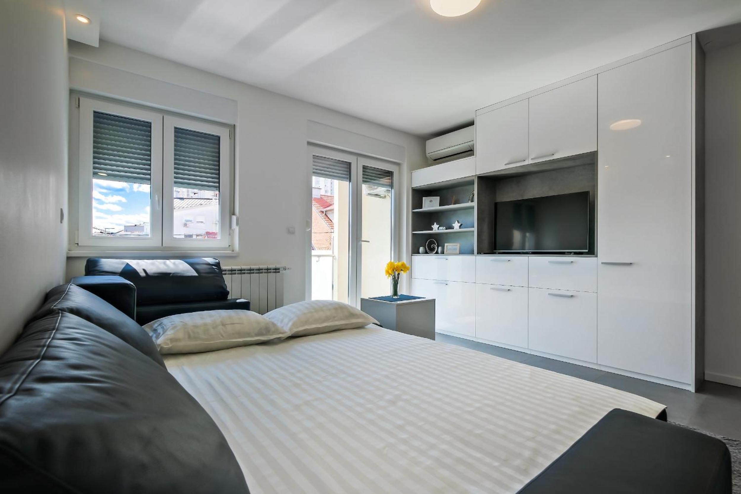 Apartment - Photo 14