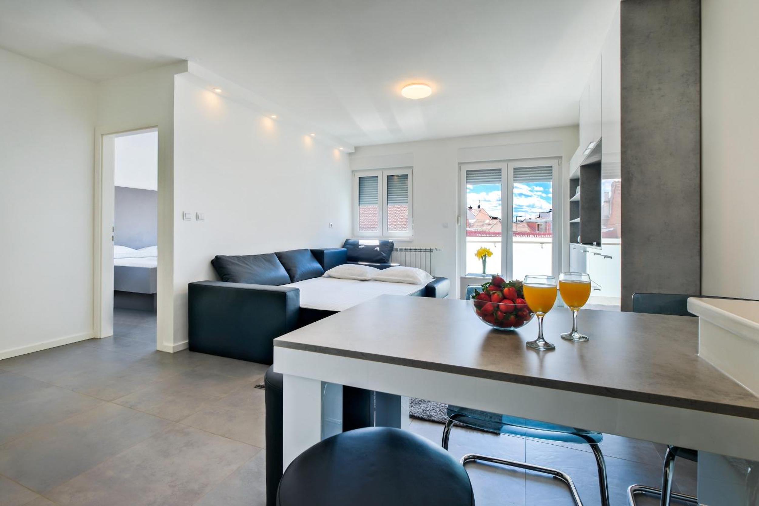 Apartment - Photo 16