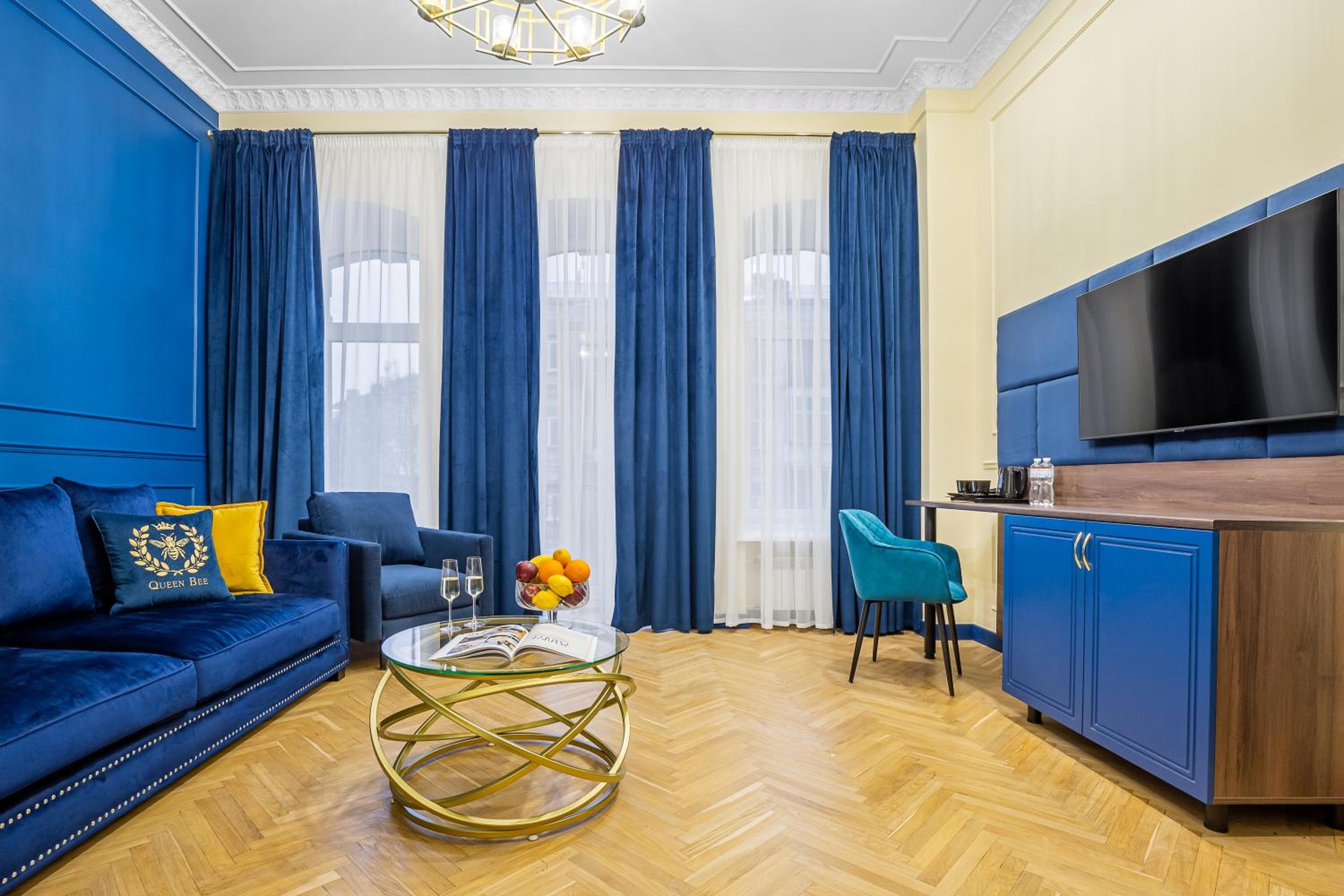 Family Suite with Balcony photo 3