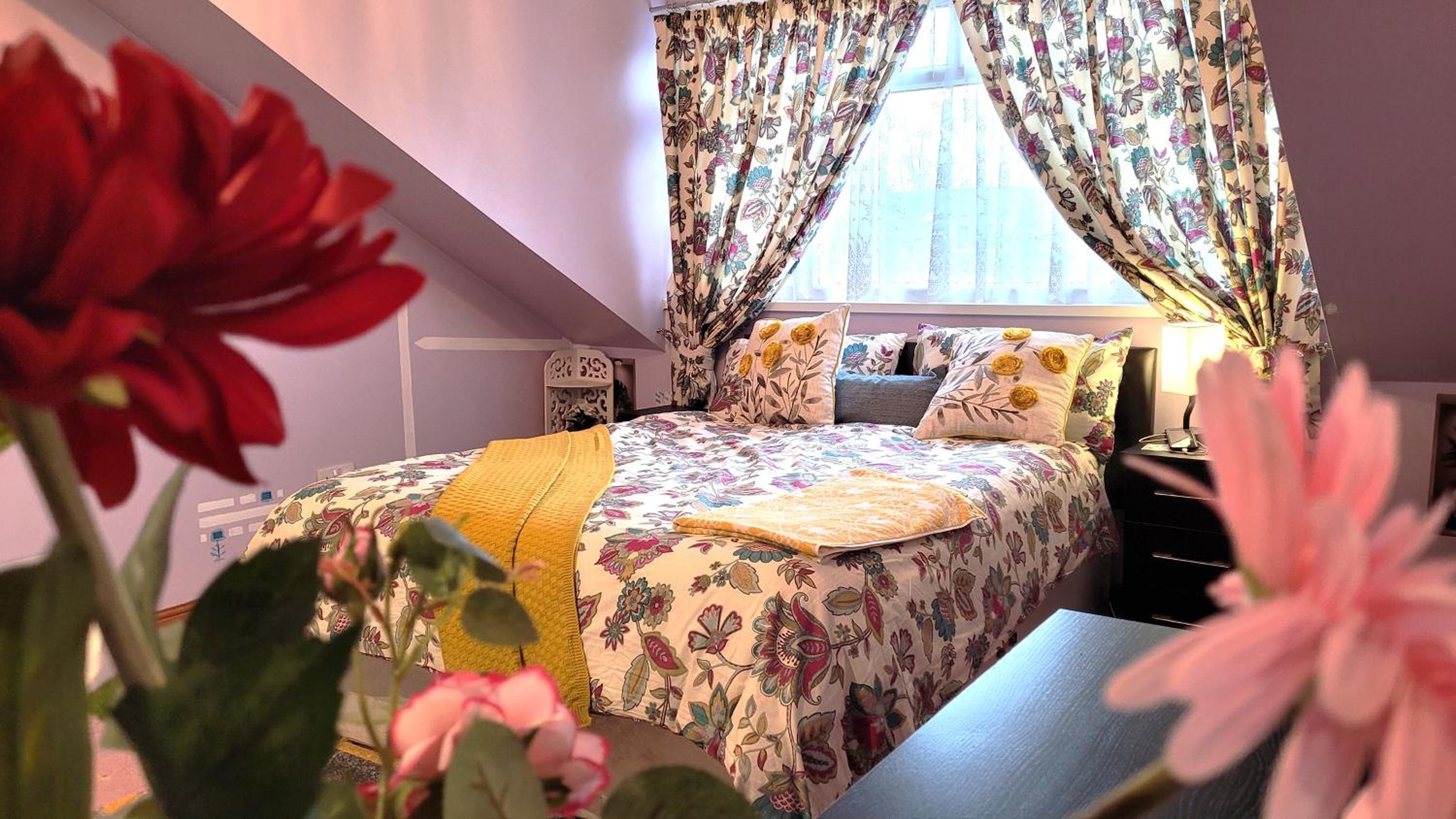 Large Double Room photo 1