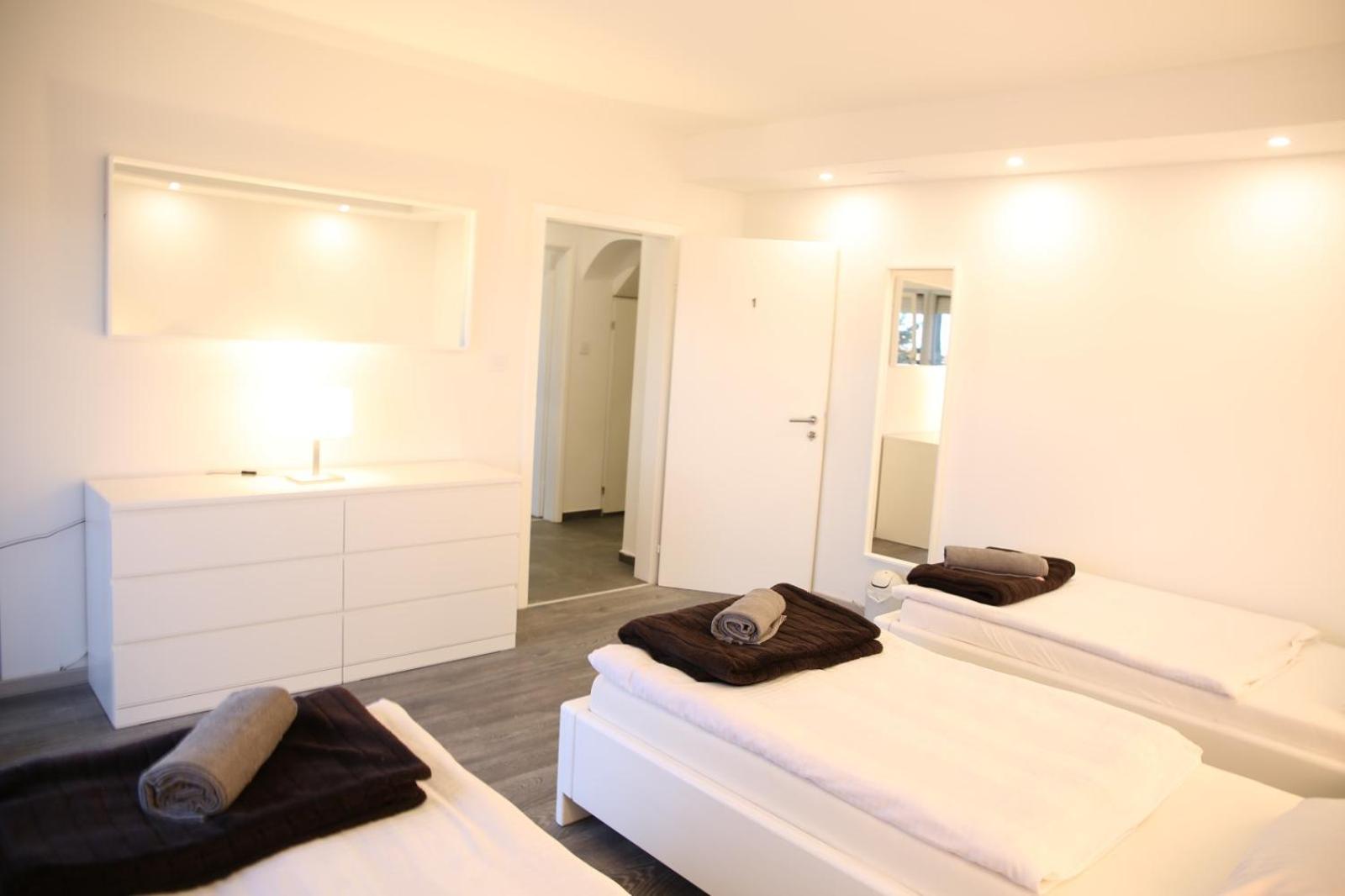 Basic Triple Room - Photo 1
