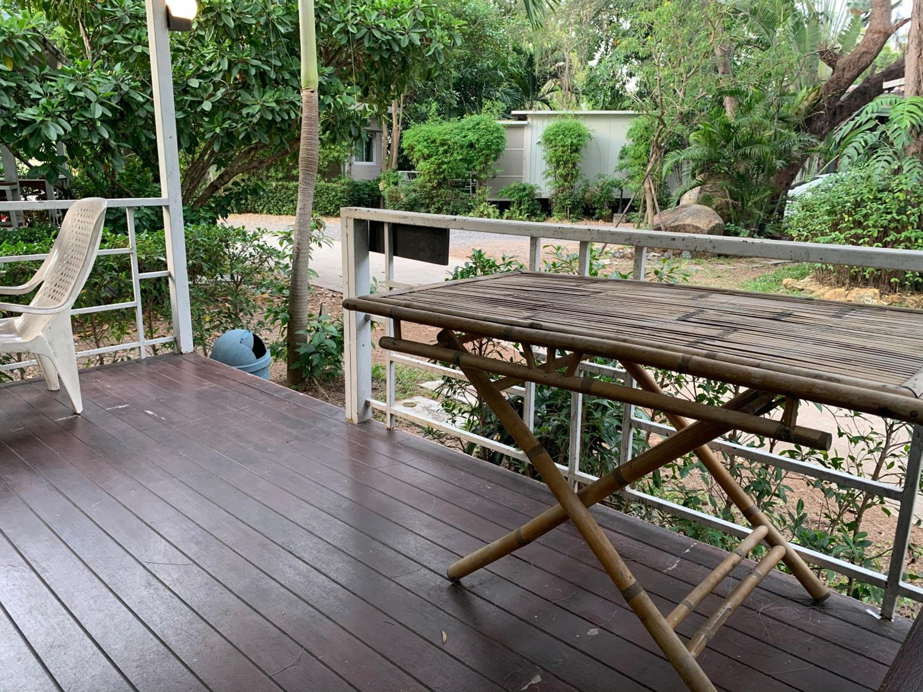 Deluxe Bungalow photo 3
