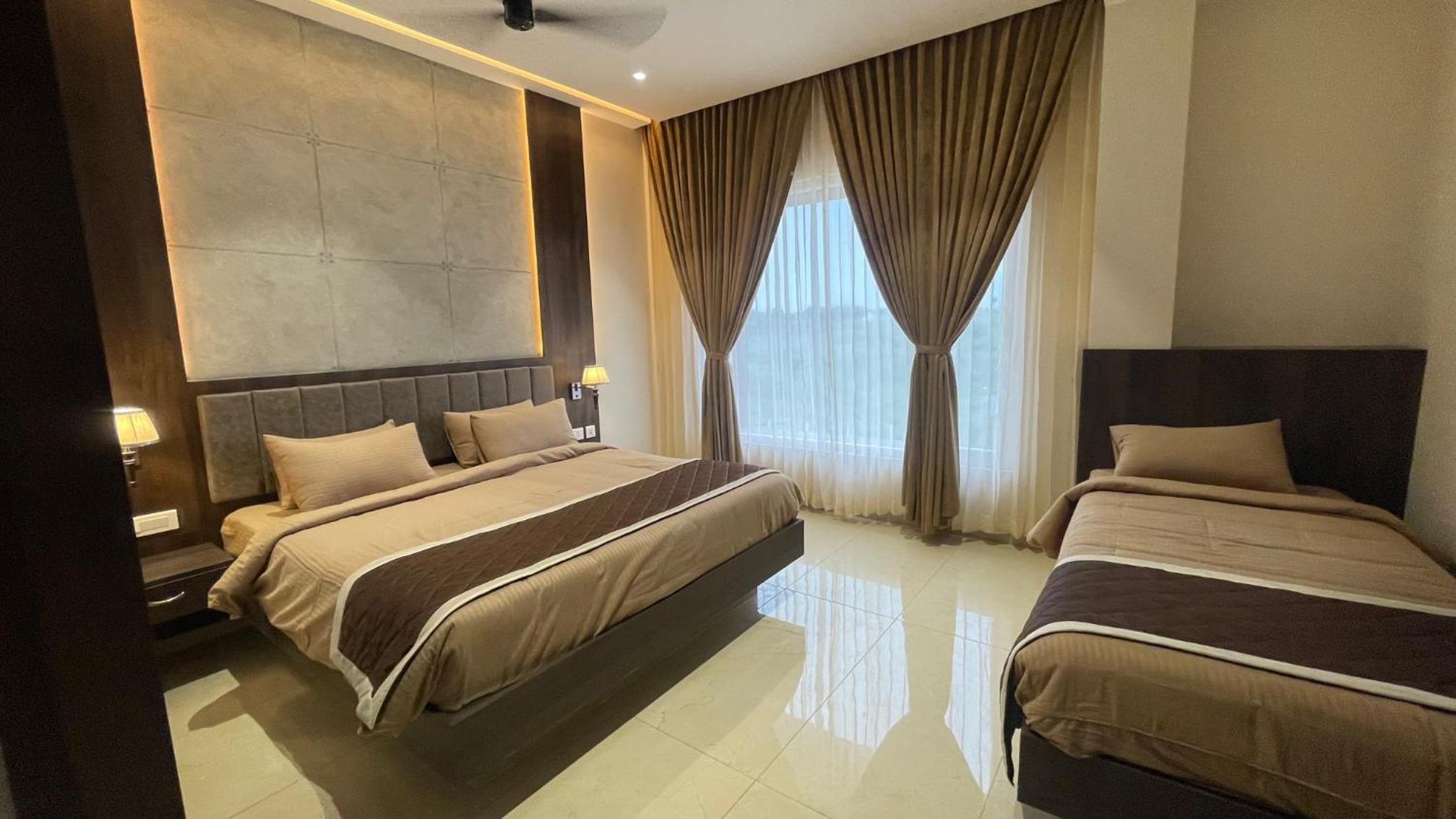 Executive Triple Room photo 2