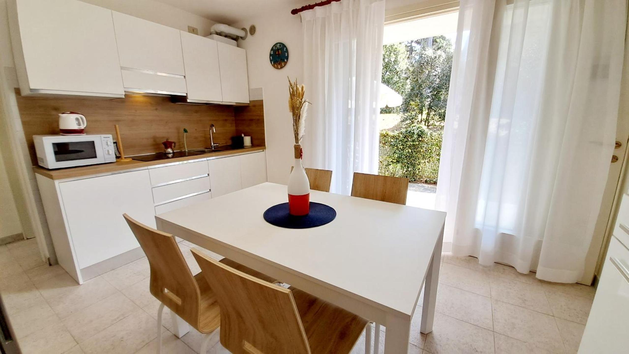 Apartment - Ground Floor photo 3