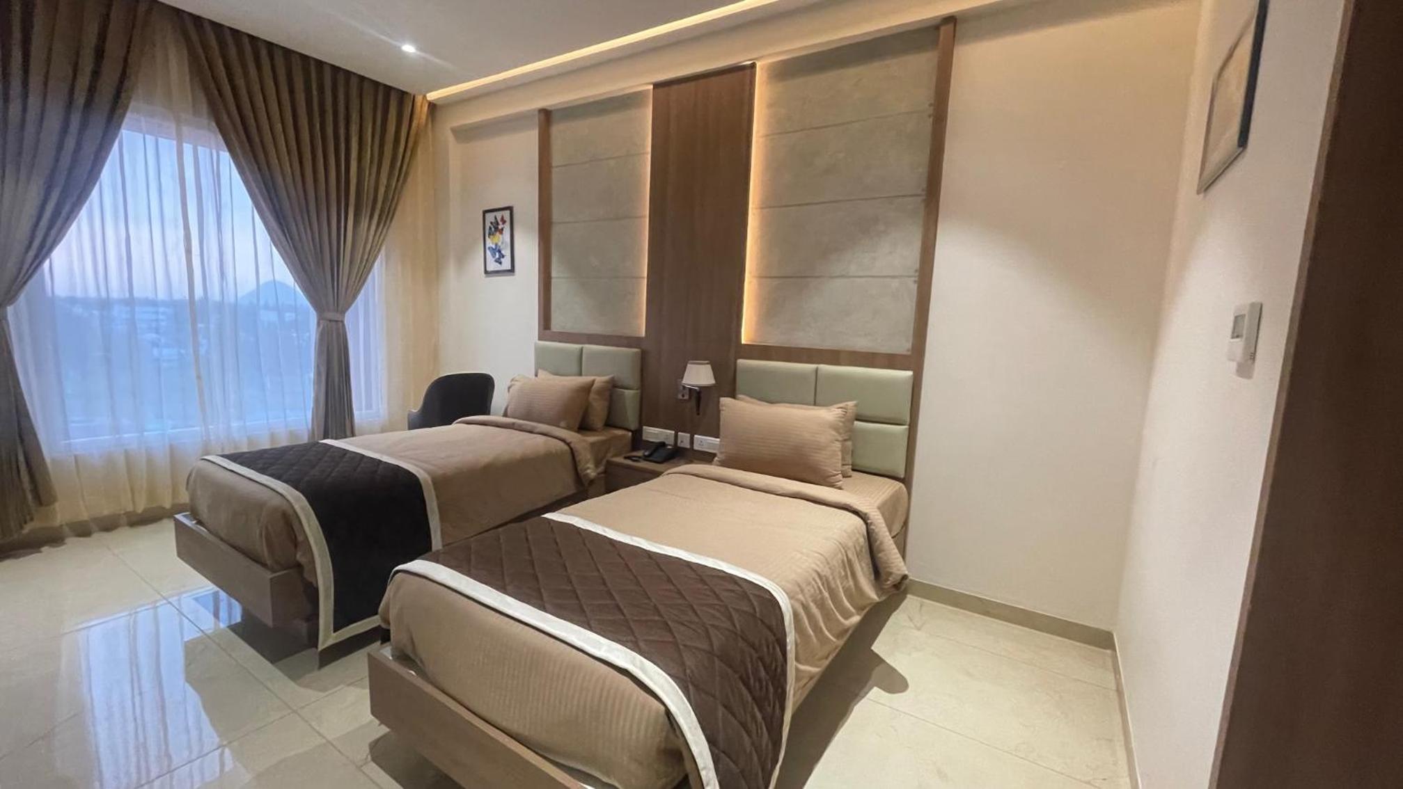 Deluxe Double Room with Two Double Beds photo 2