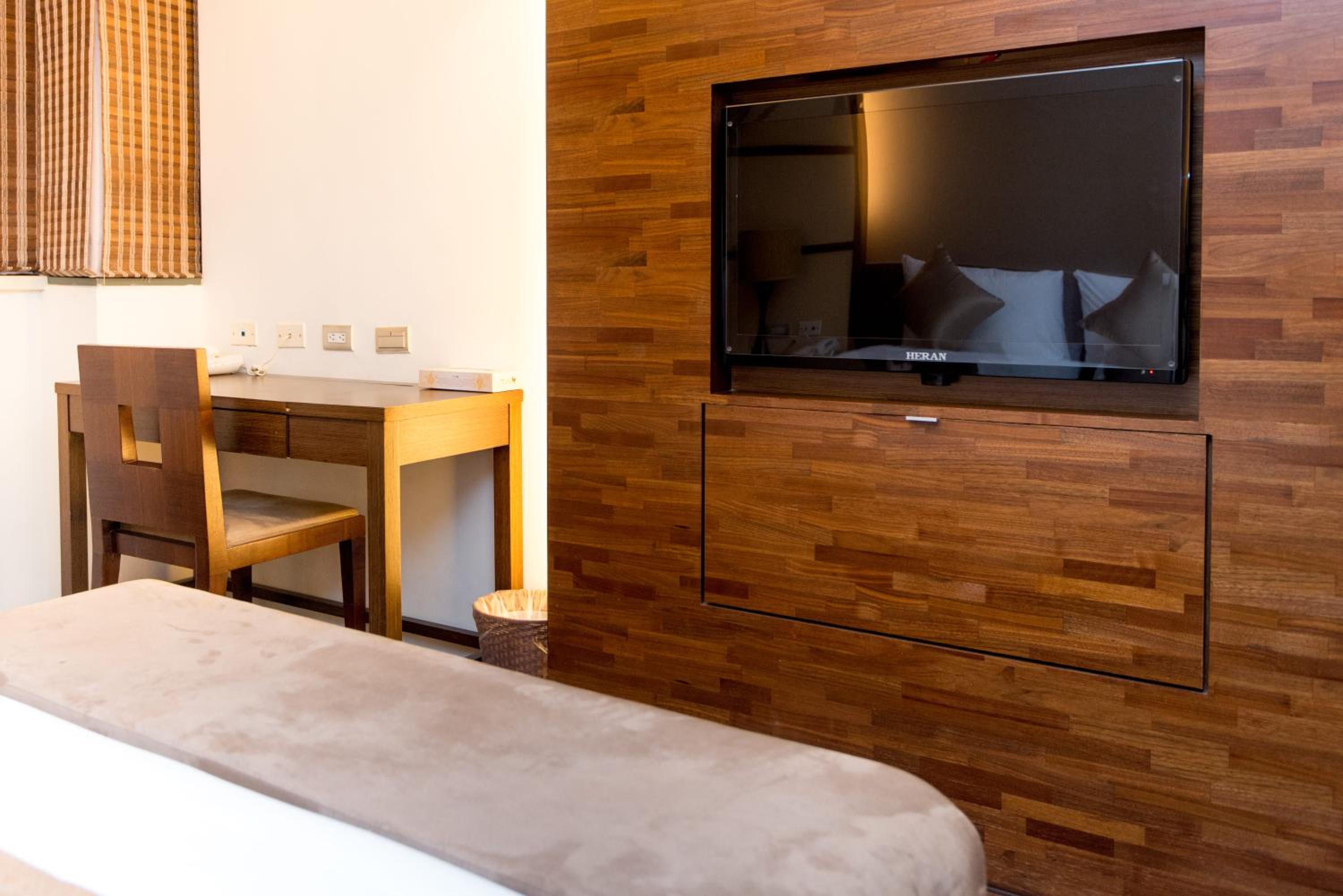 Deluxe Double Room photo 3